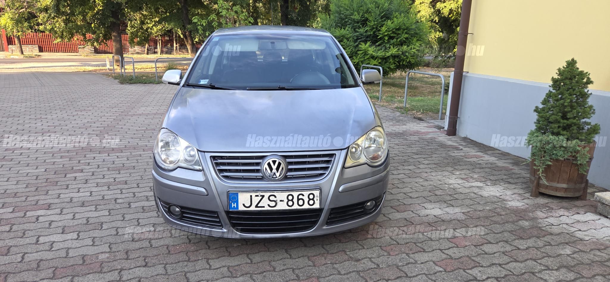 VOLKSWAGEN POLO IV 2008 - 1