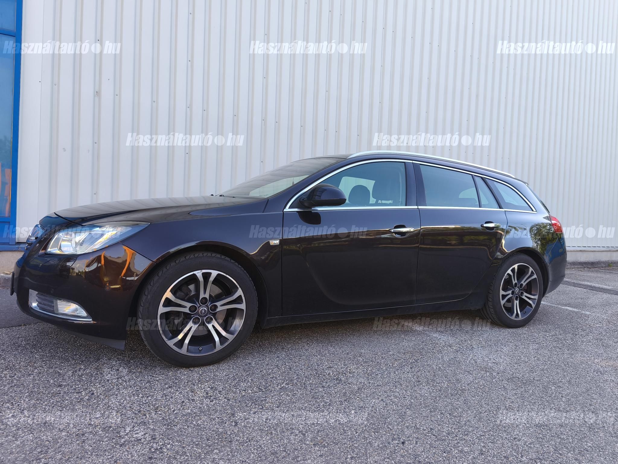 OPEL INSIGNIA 2013/9 - 1