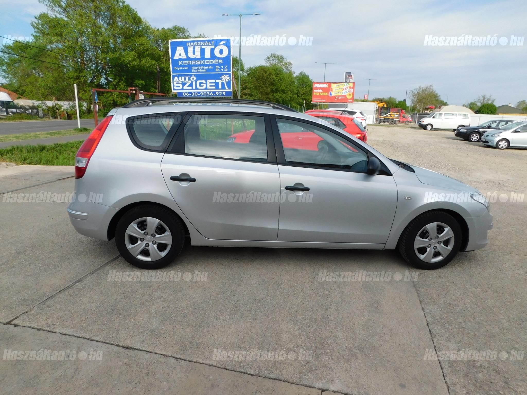 HYUNDAI I30 2009/8 - 1