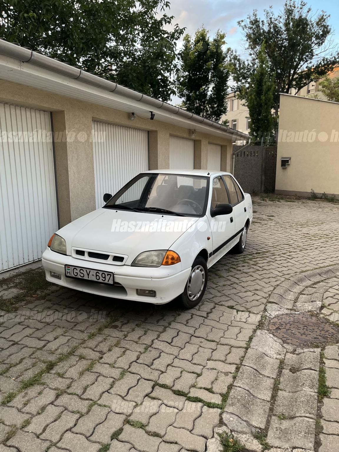 SUZUKI SWIFT 1998/12 - 1