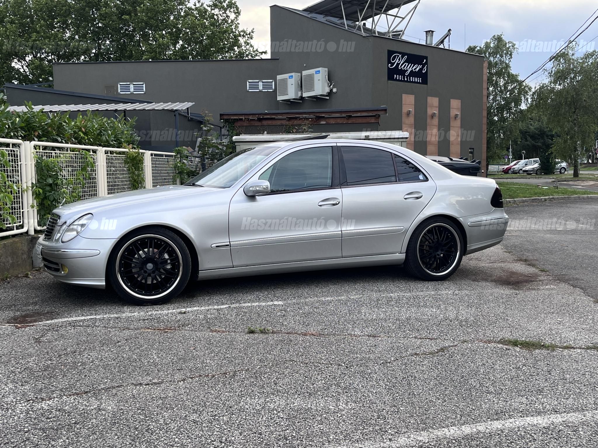 MERCEDES-BENZ E 270 2002/10 - 1