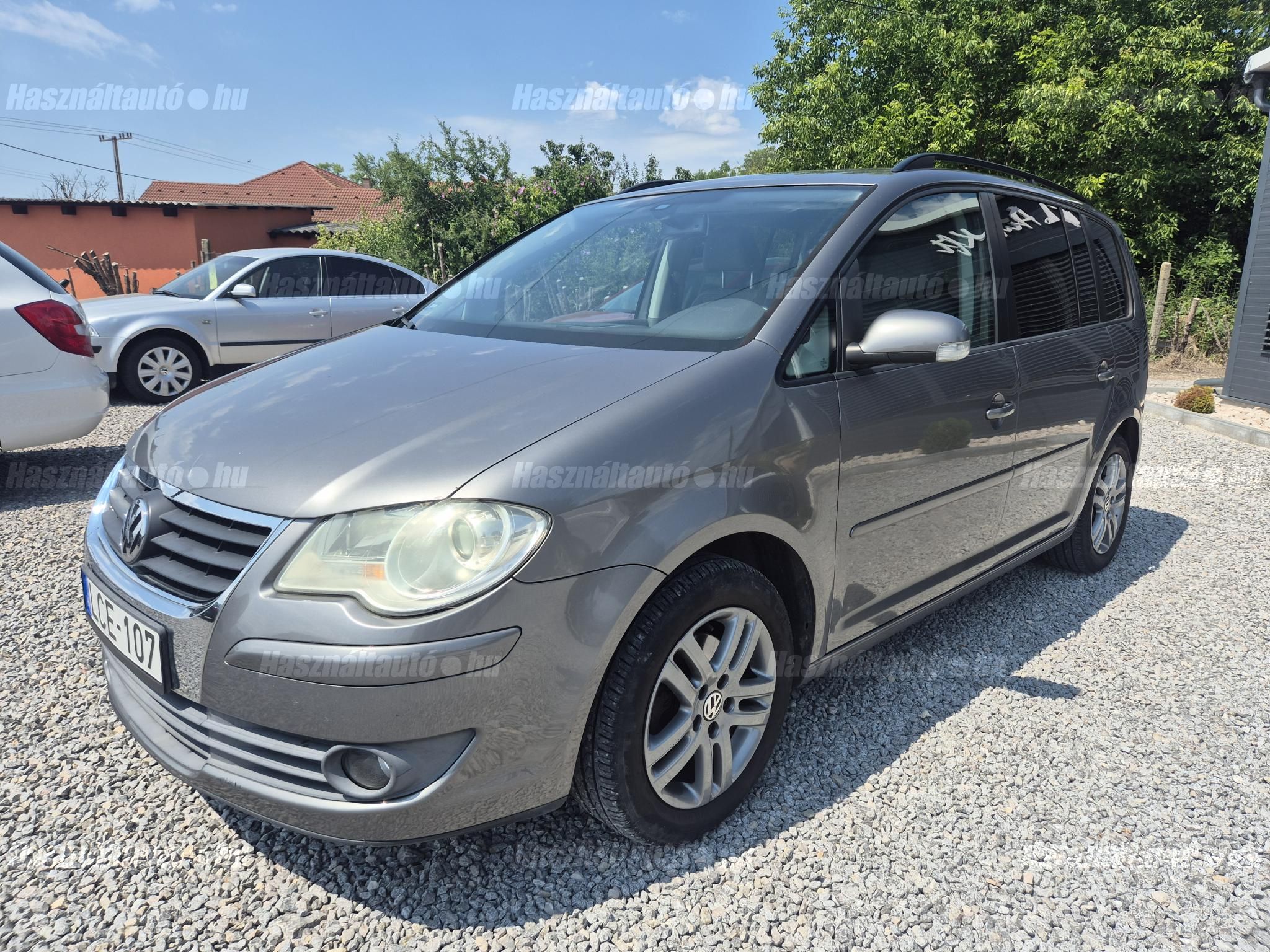 VOLKSWAGEN TOURAN 2008/4 - 1