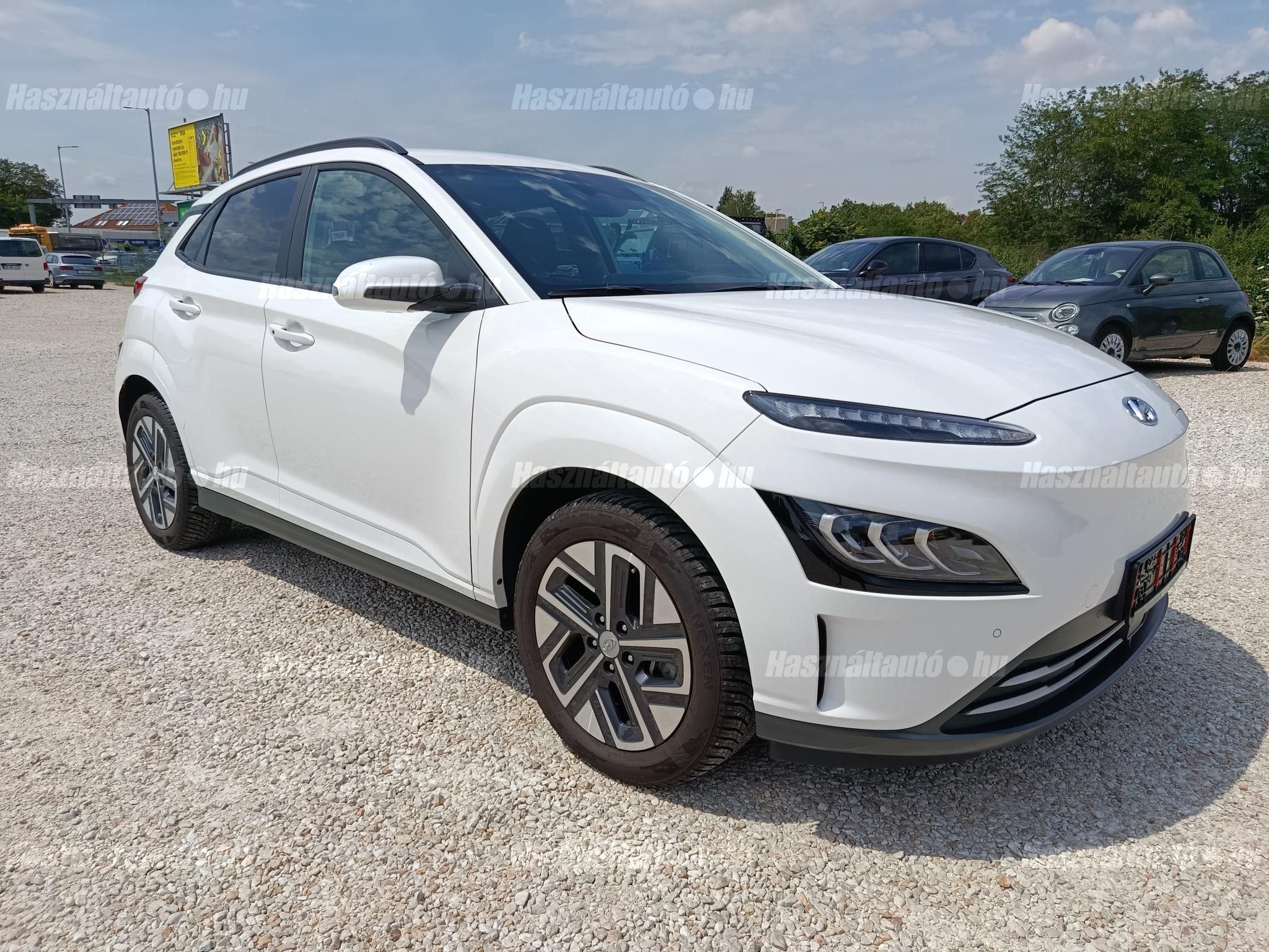 HYUNDAI KONA 2023/4 - 1