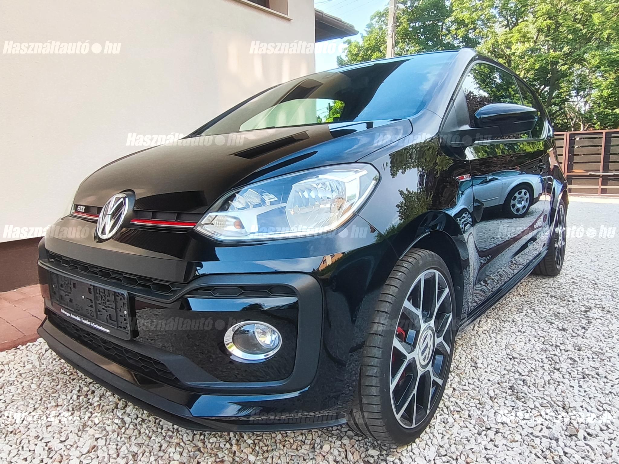 VOLKSWAGEN UP 2019/7 - 1