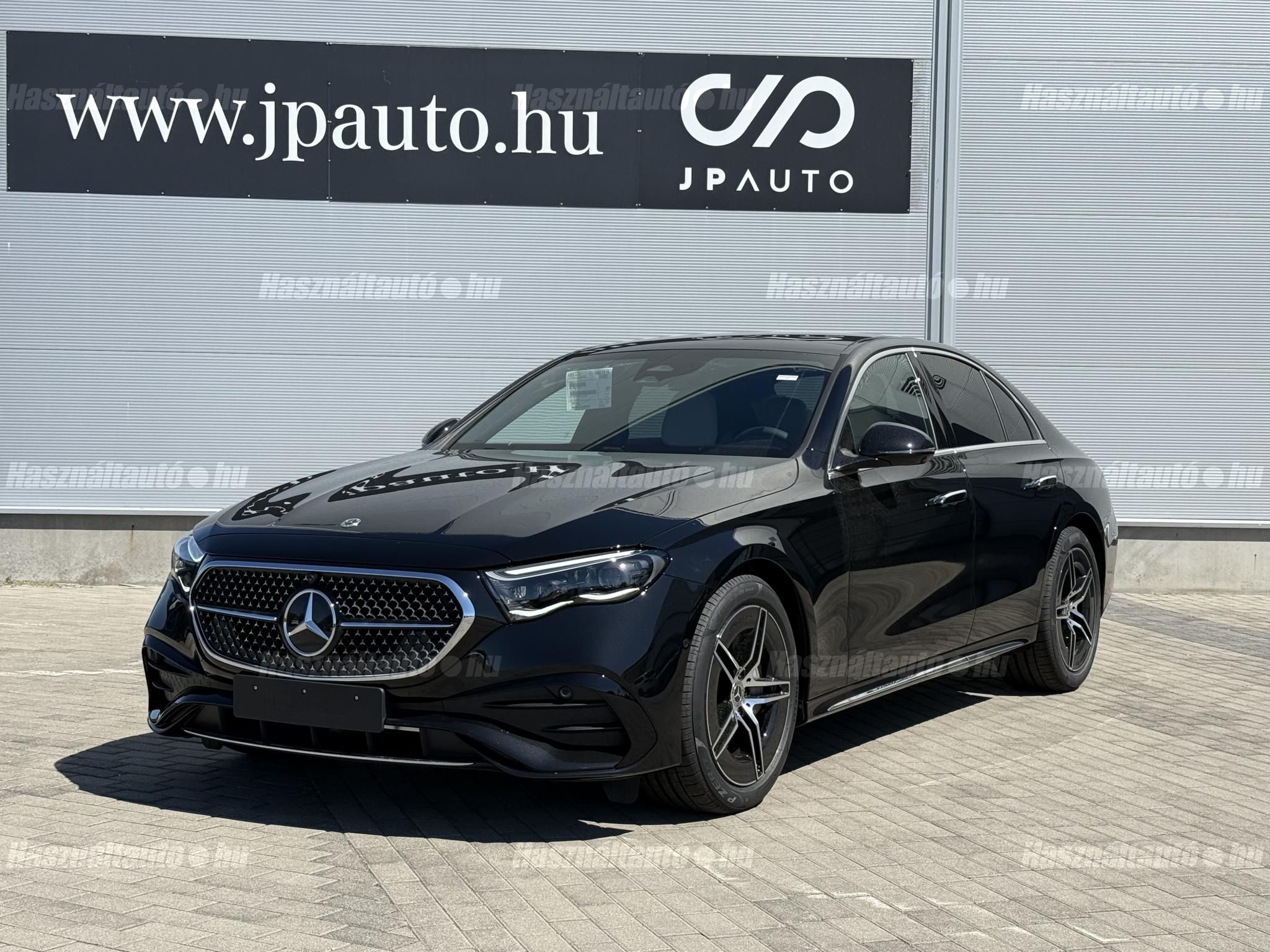 MERCEDES-BENZ E 200 2026 - 1