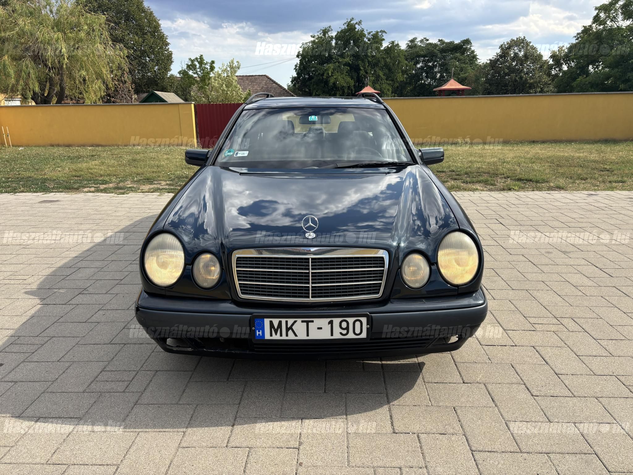 MERCEDES-BENZ E 200 1997/8 - 1