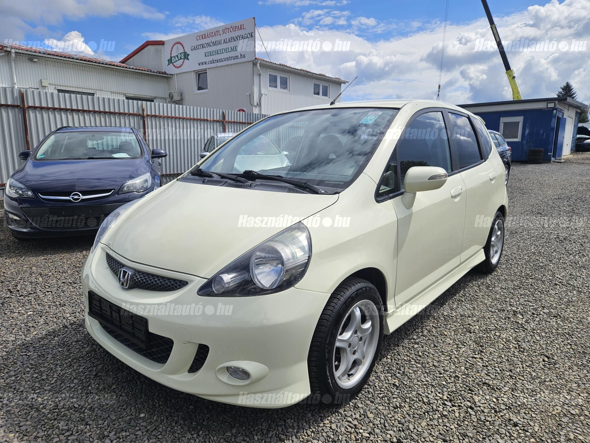 HONDA JAZZ 2008/8 - 1