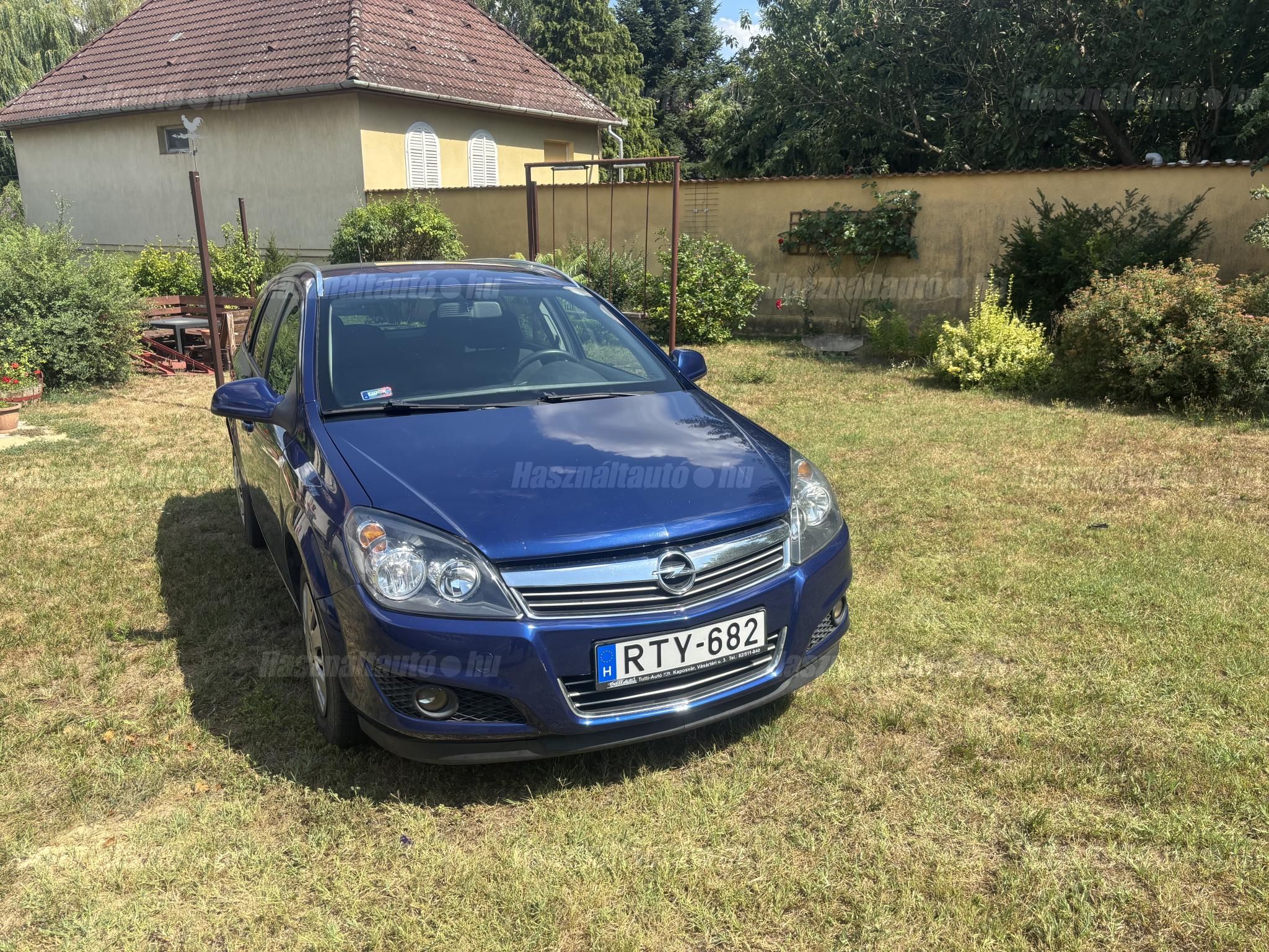 OPEL ASTRA H 2011/6 - 1