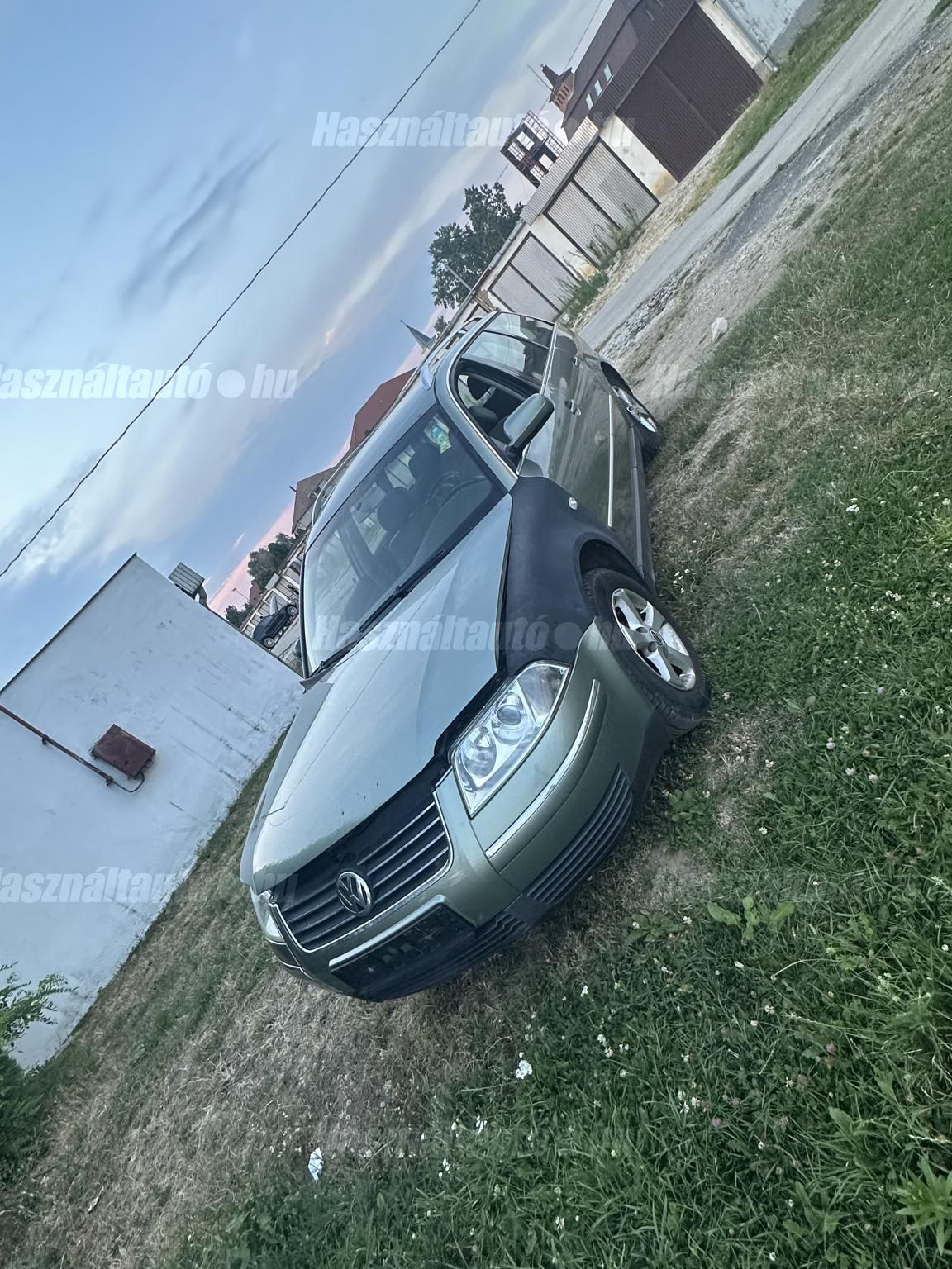 VOLKSWAGEN PASSAT V 2002/2 - 1