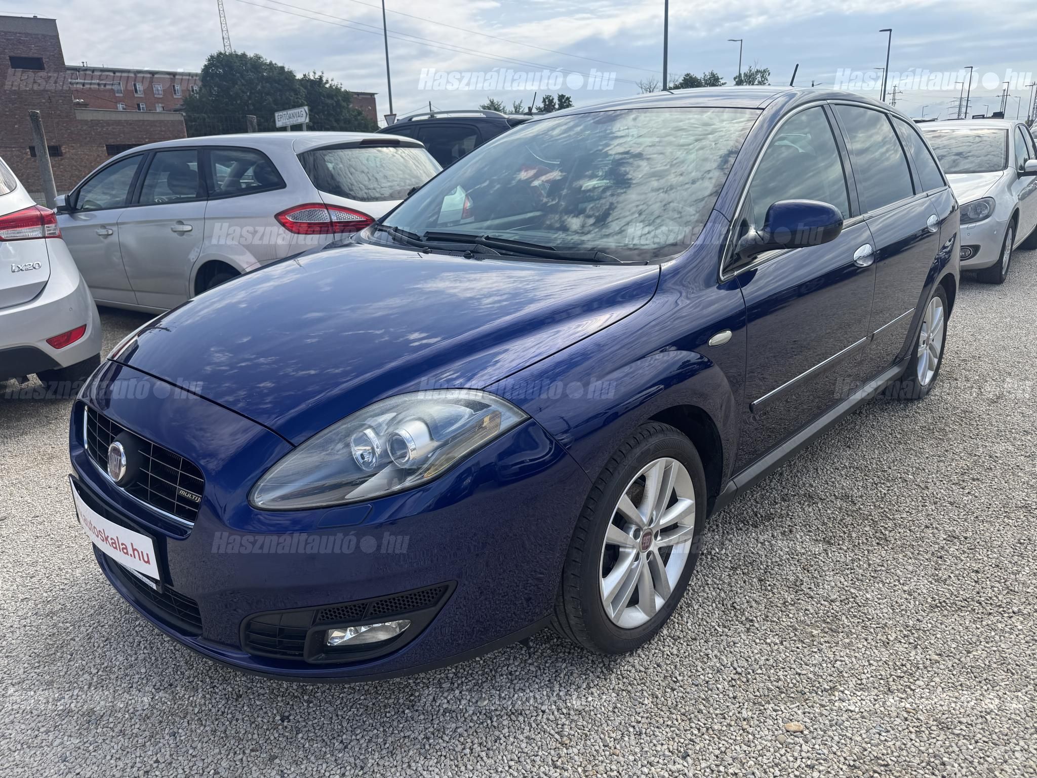 FIAT CROMA 2010/6 - 1