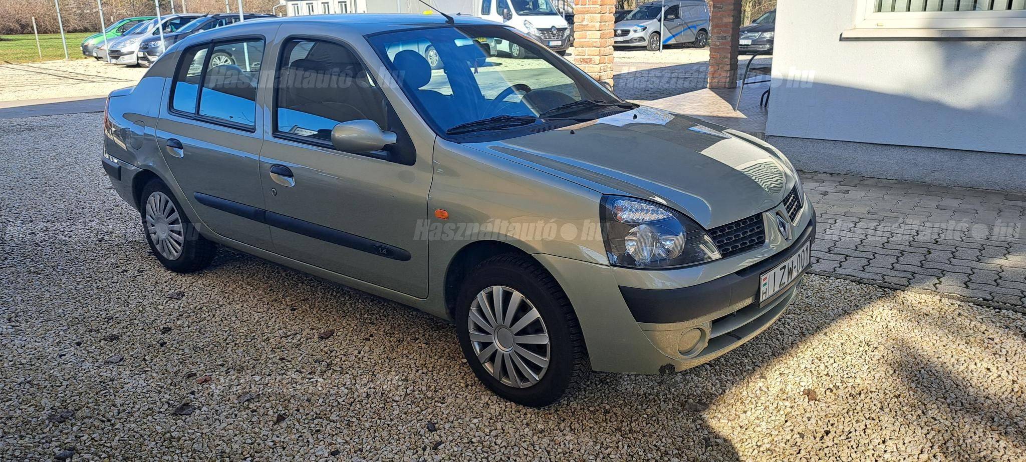 RENAULT THALIA 2003/12 - 1