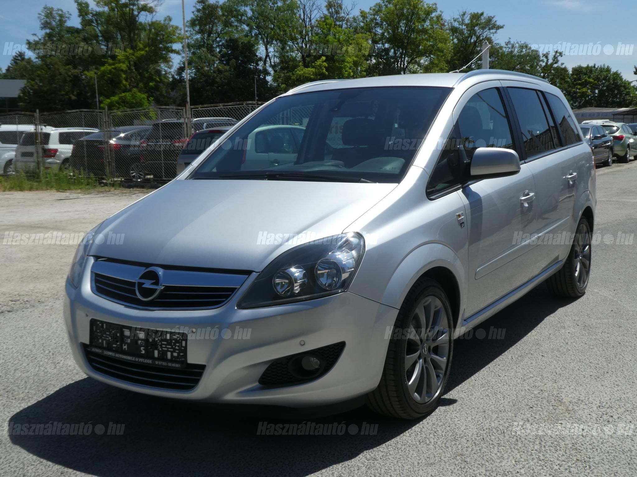 OPEL ZAFIRA 2010/11 - 1