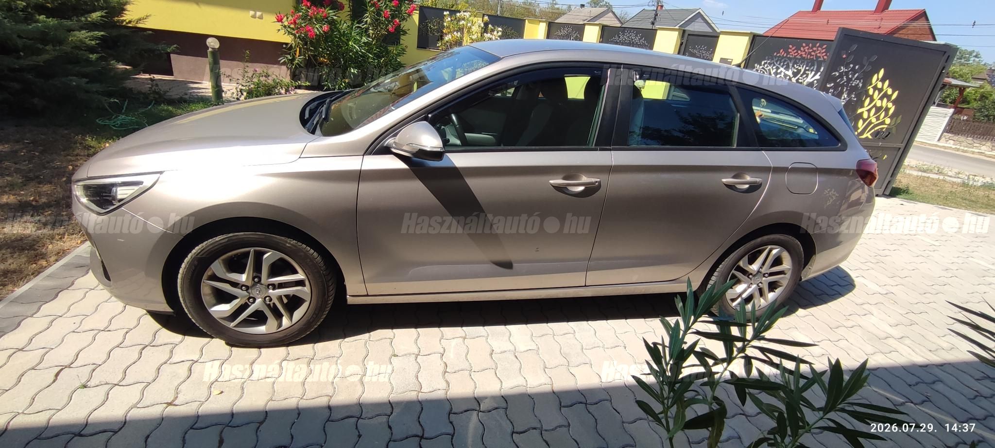 HYUNDAI I30 2017/12 - 1