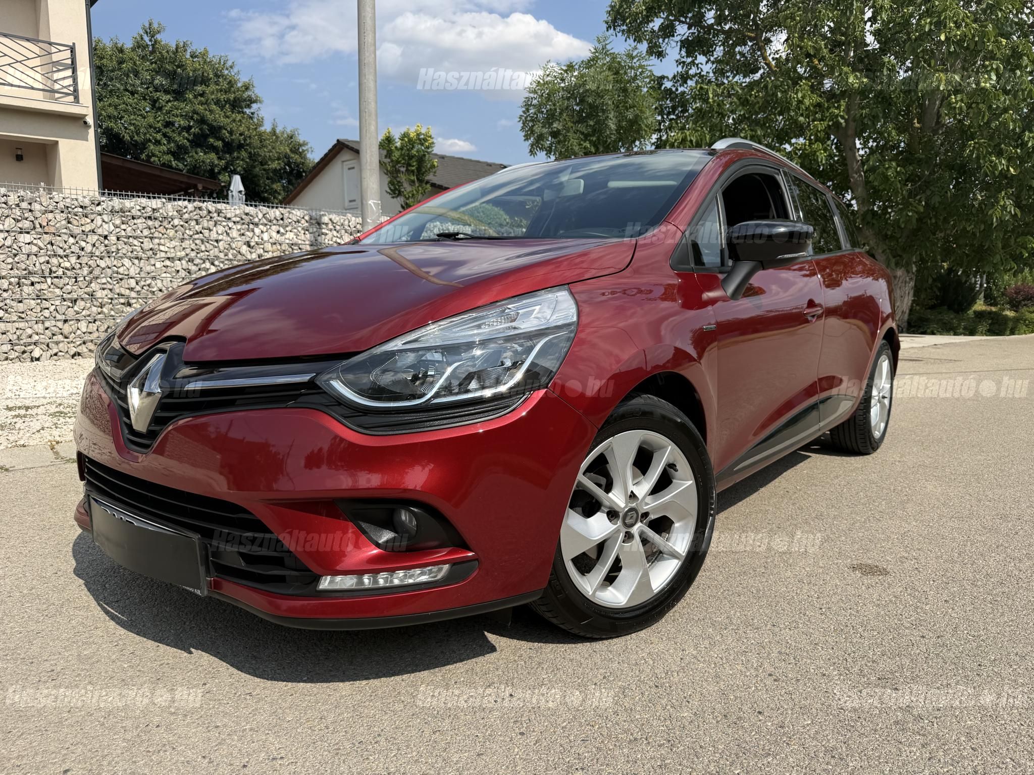 RENAULT CLIO 2018/8 - 1