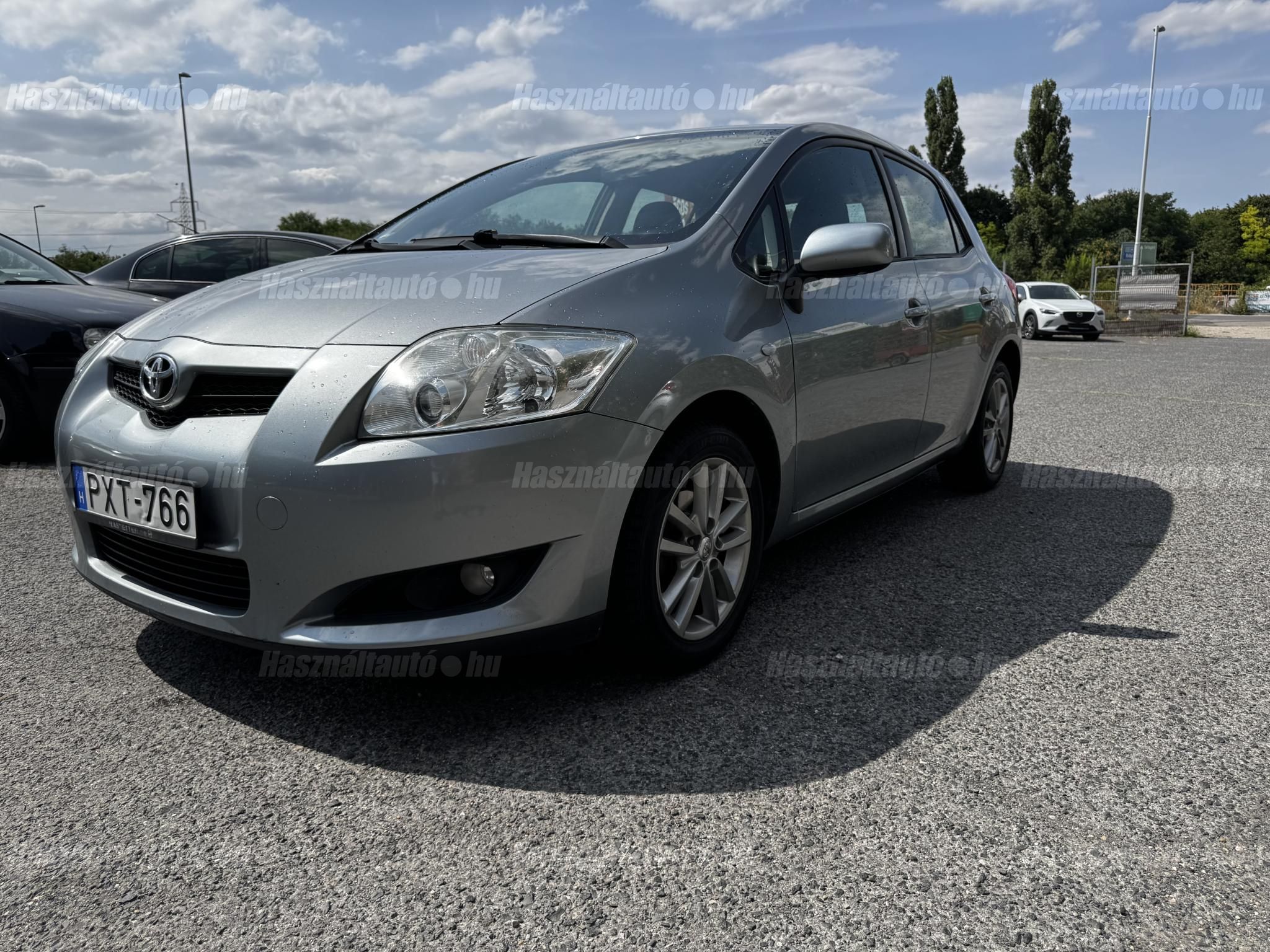 TOYOTA AURIS 2008/7 - 1