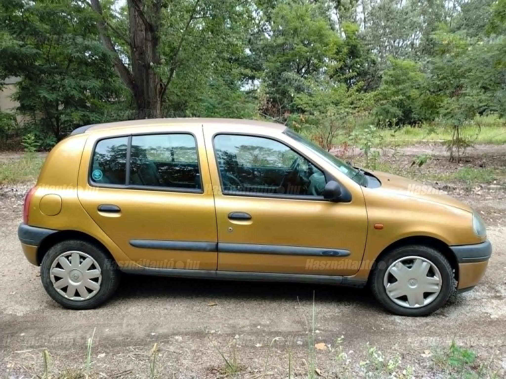 RENAULT CLIO 1999/3 - 1