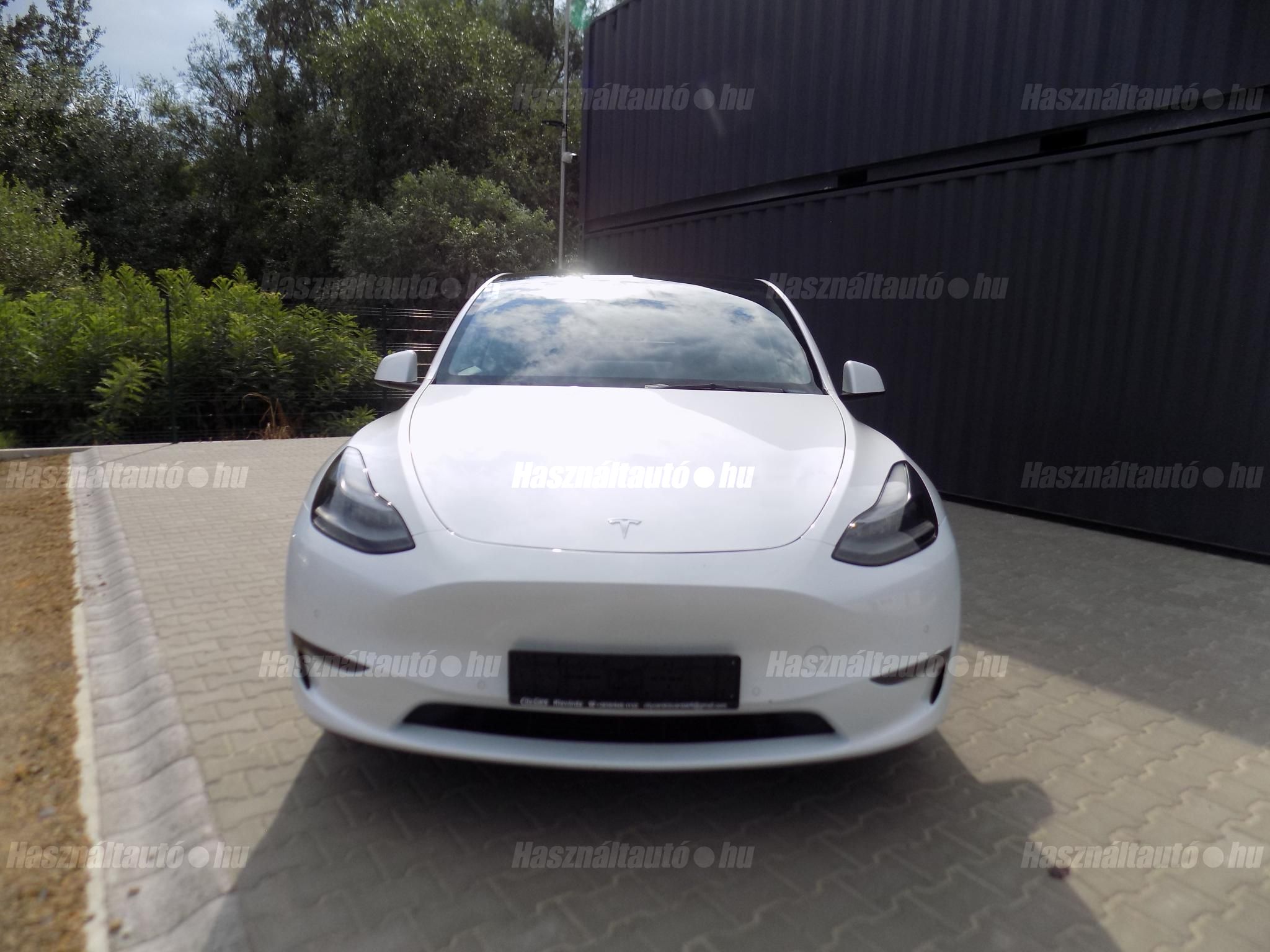 TESLA MODEL Y 2022/2 - 1
