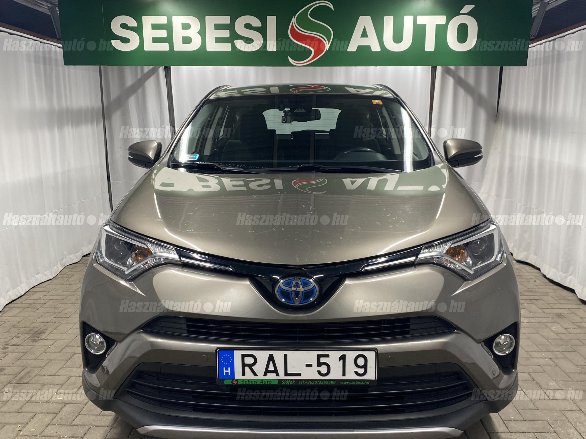 TOYOTA RAV 4 2018/8 - 1