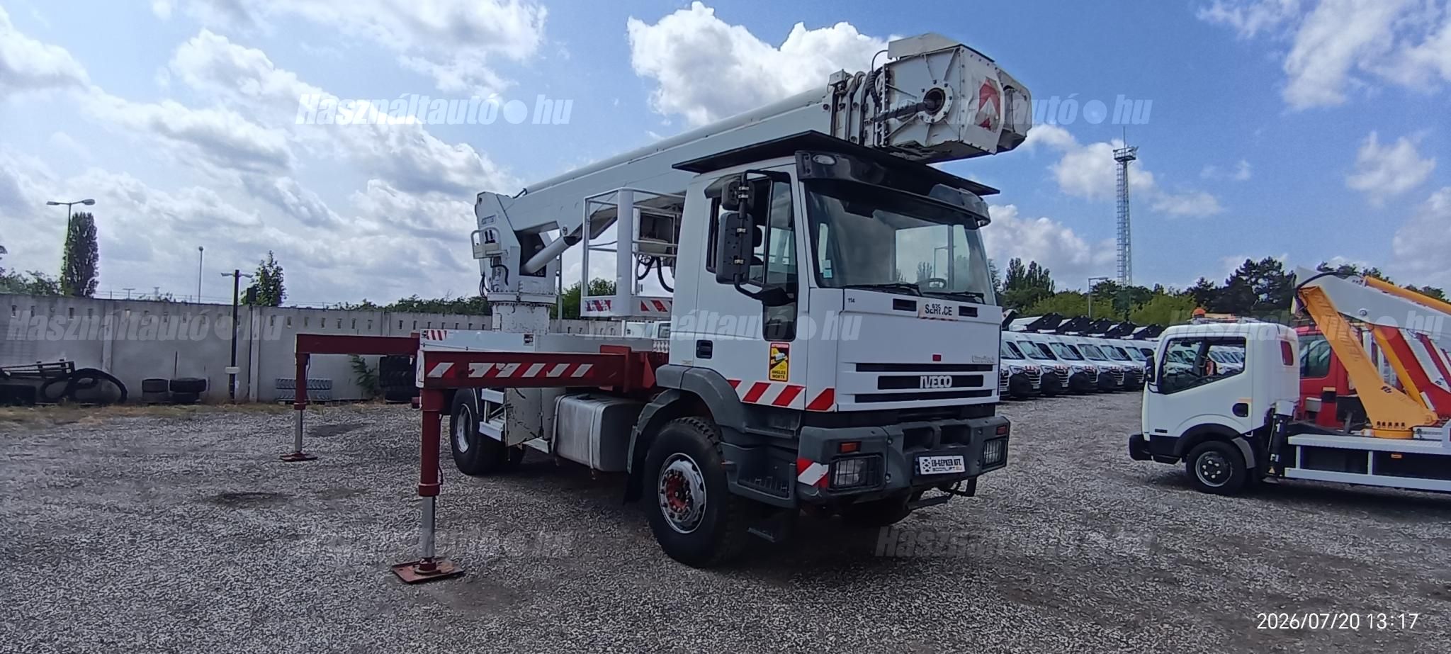 IVECO 2002/9 - 1