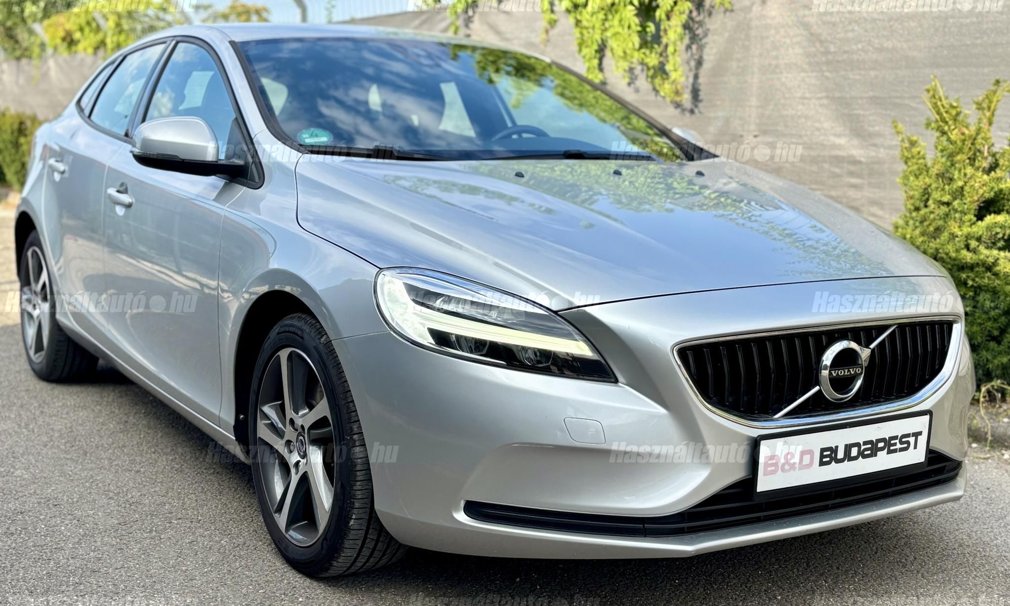 VOLVO V40 2018/2 - 1