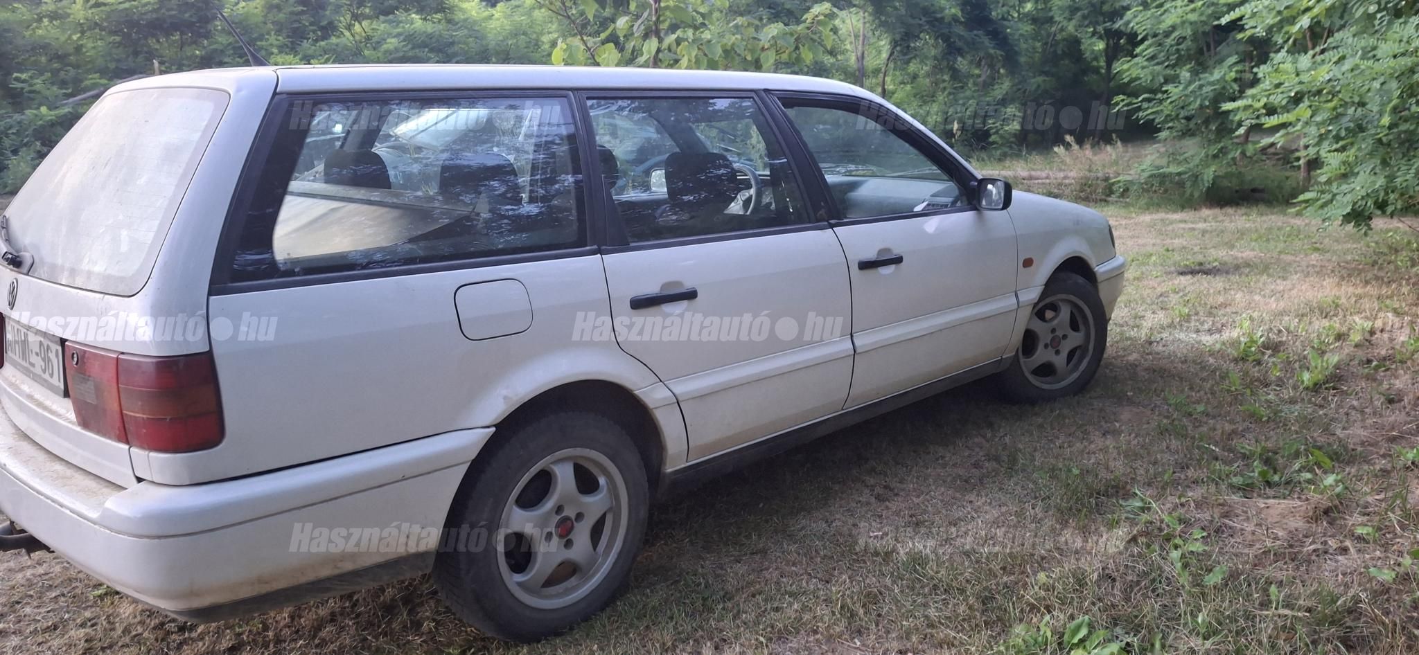 VOLKSWAGEN PASSAT IV 1994 - 1