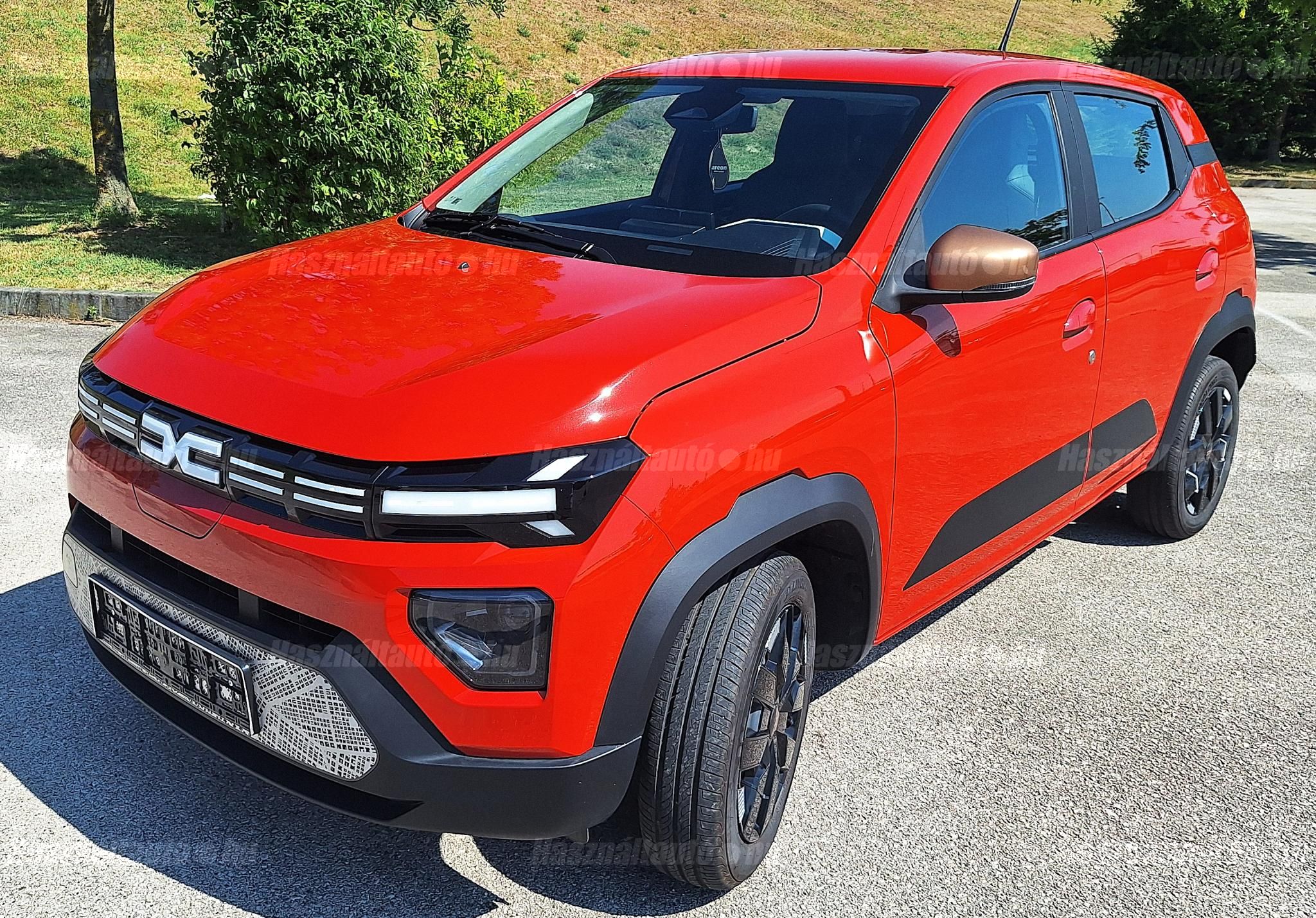 DACIA SPRING 2024/12 - 1
