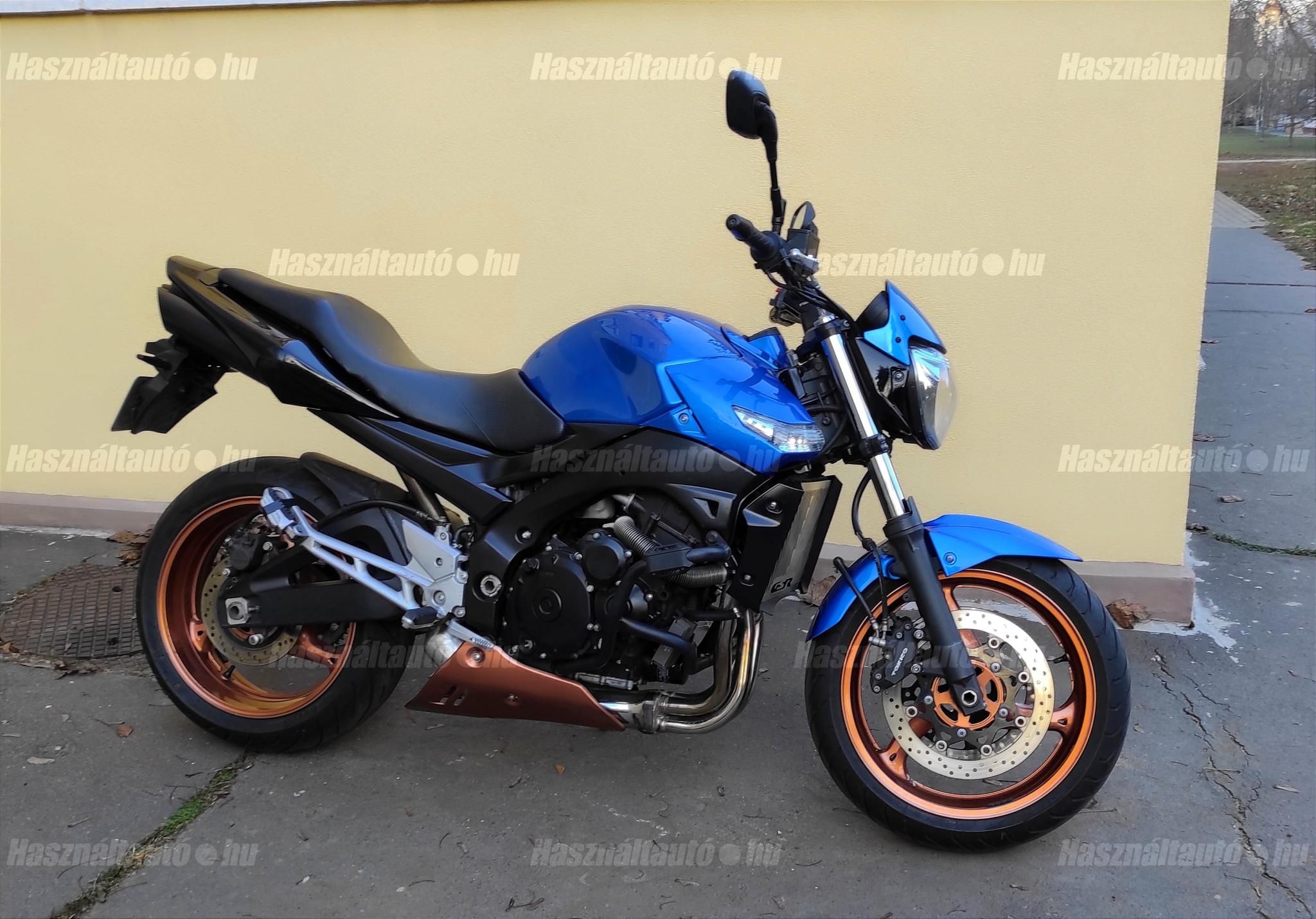 SUZUKI GSR 600 2009/7 - 1