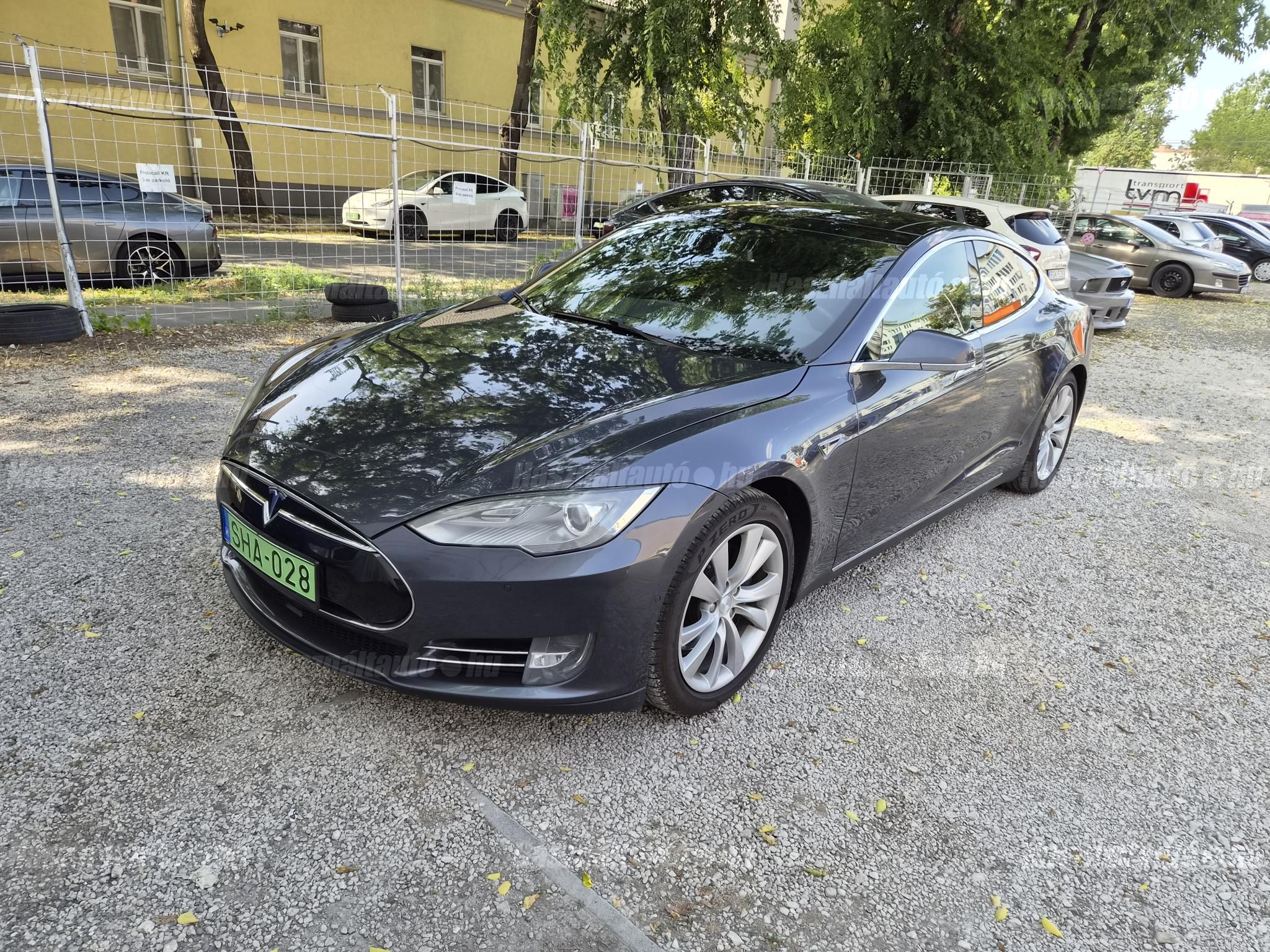 TESLA MODEL S 2015/6 - 1