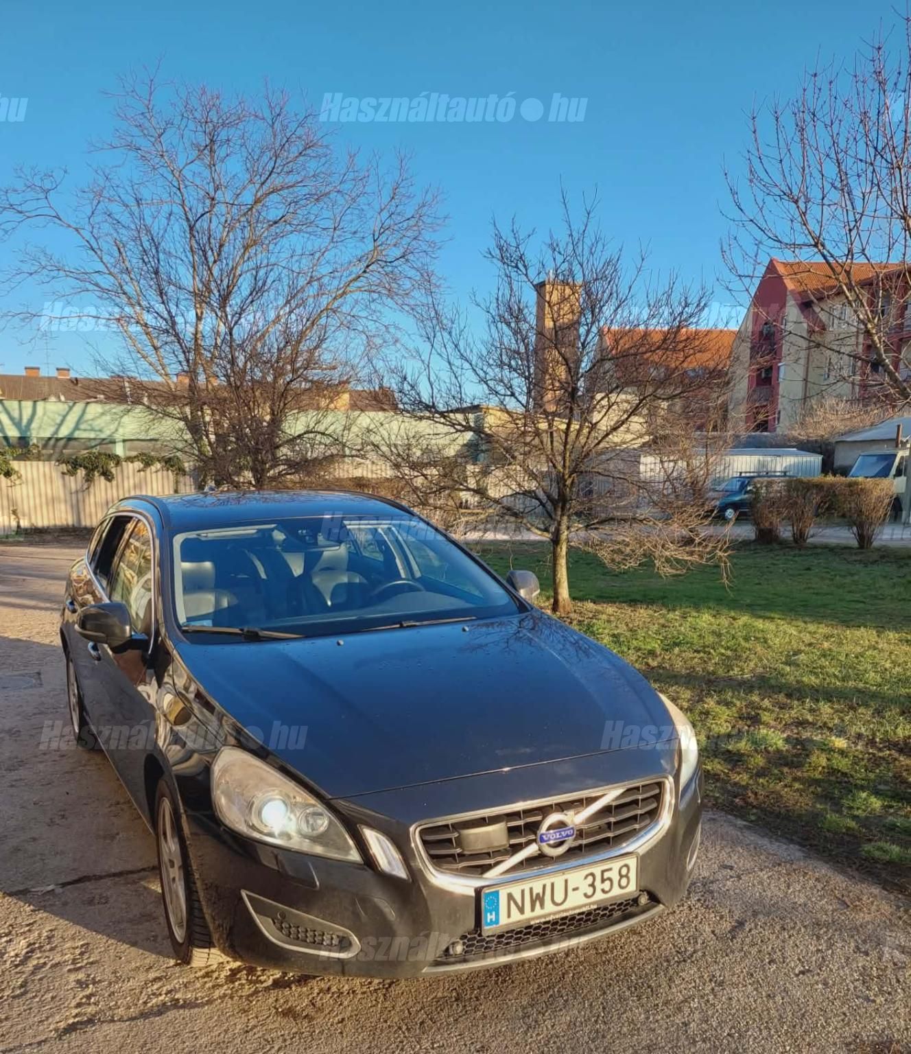 VOLVO V60 2011/4 - 1