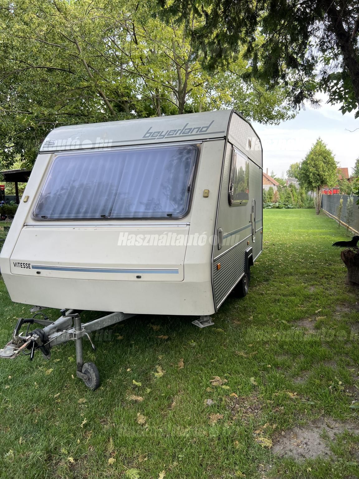 BEYERLAND 1990/10 - 1