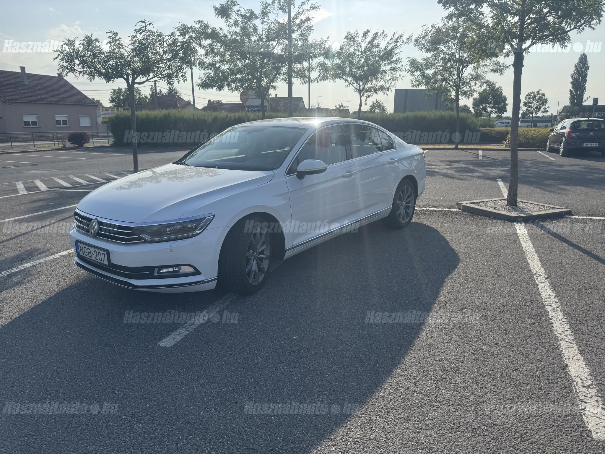 VOLKSWAGEN PASSAT VIII 2015/7 - 1