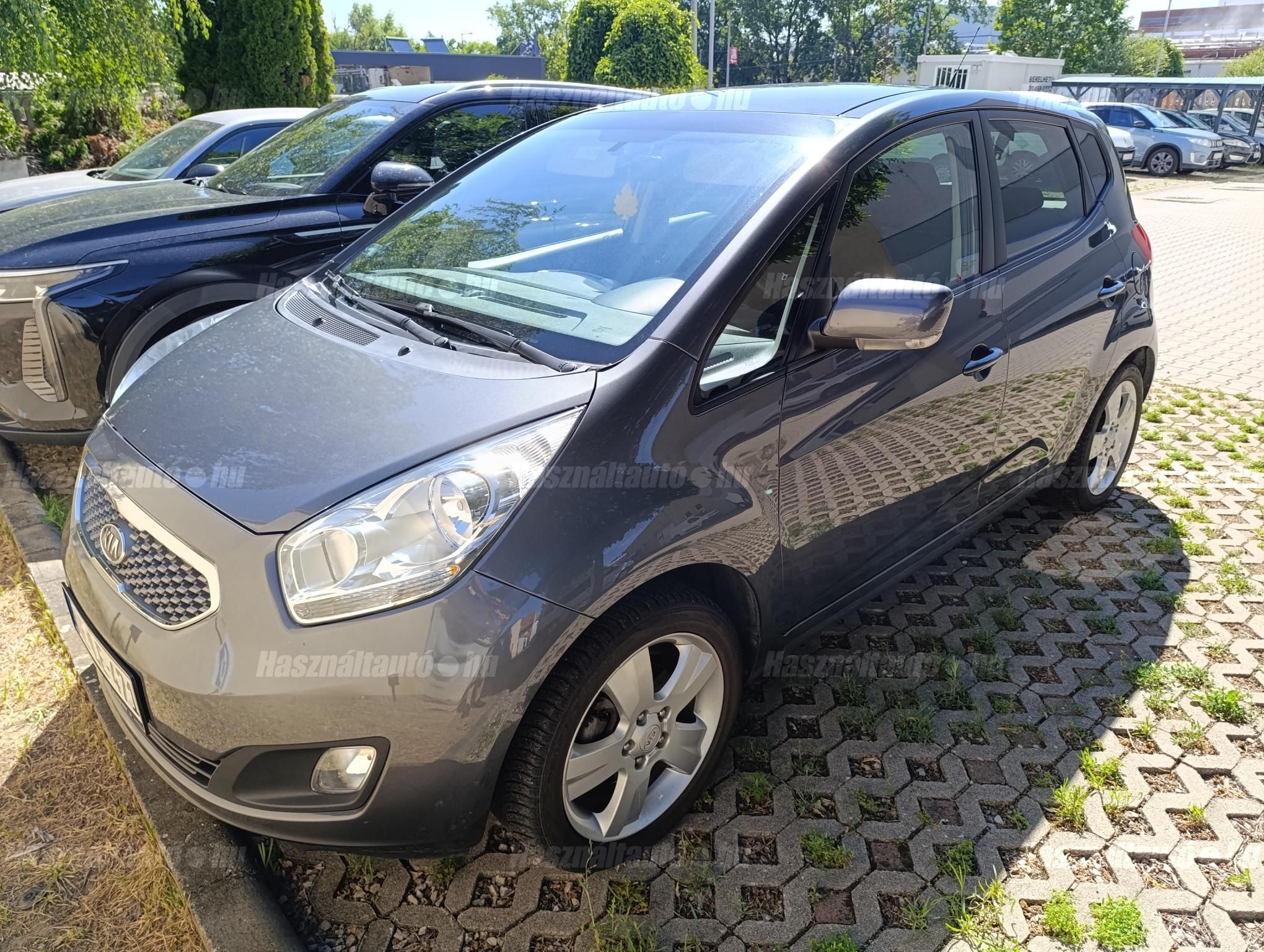 KIA VENGA 2011/6 - 1