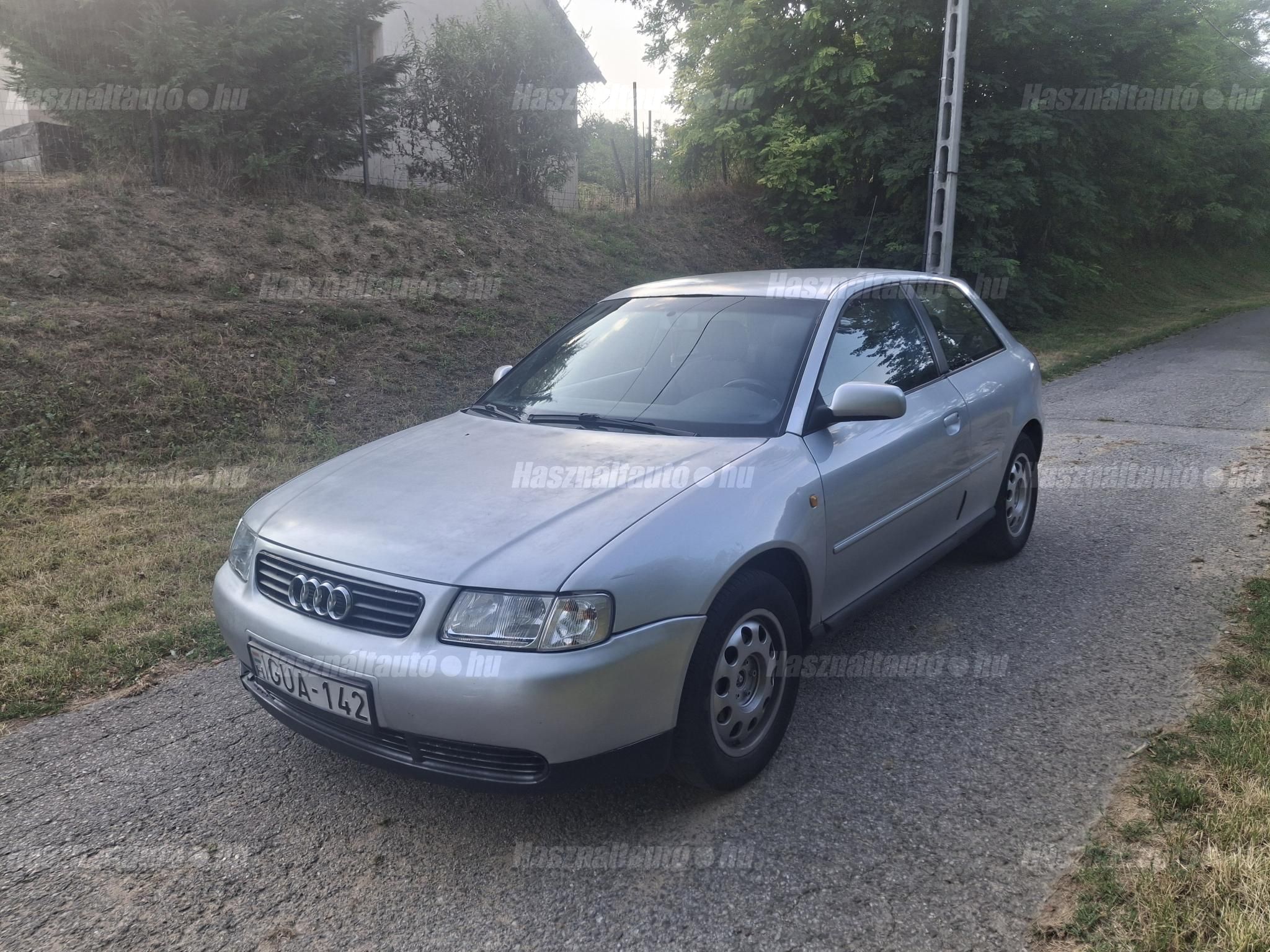 AUDI A3 2002 - 1