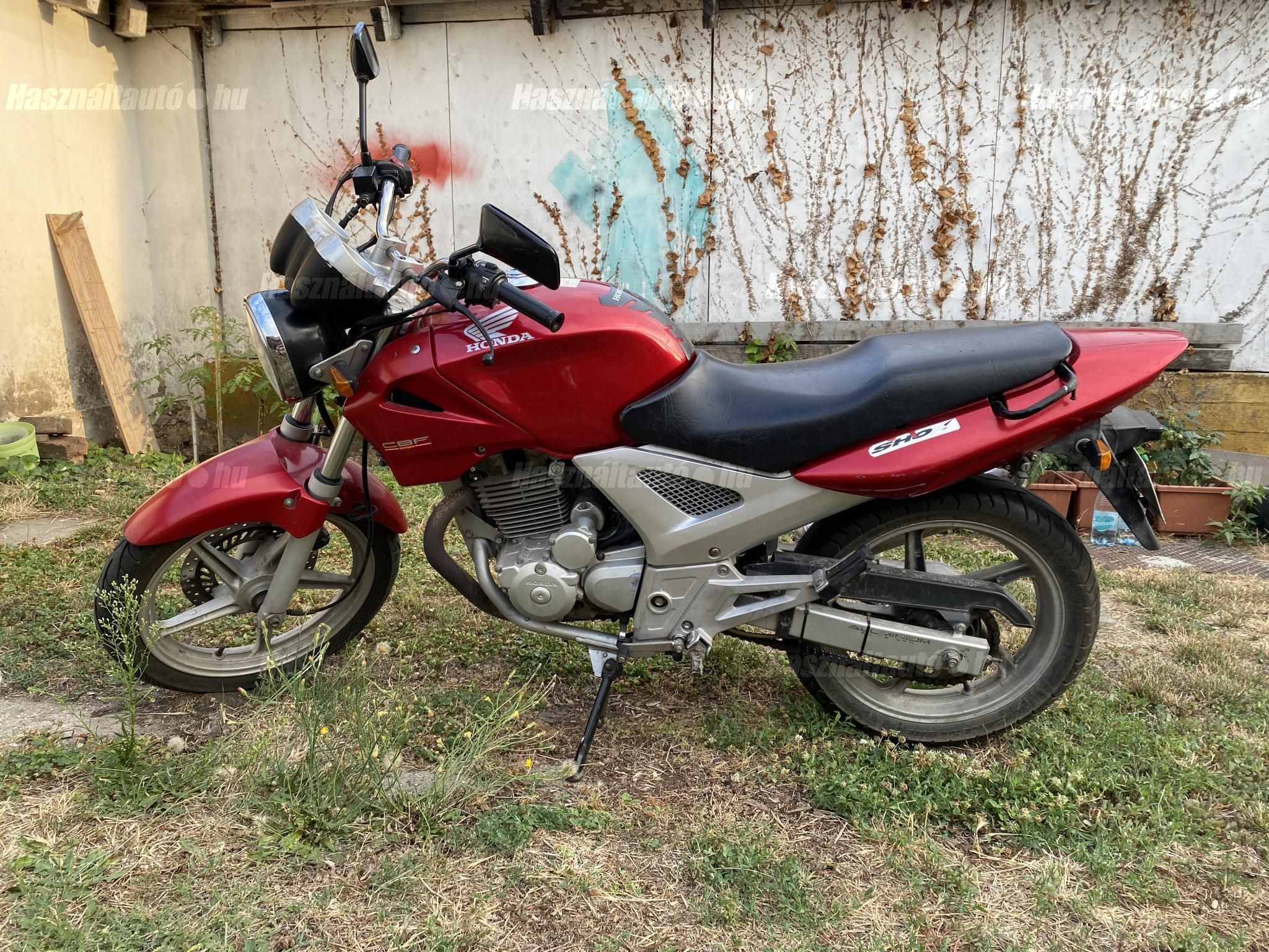 HONDA CBF 250 2005 - 1