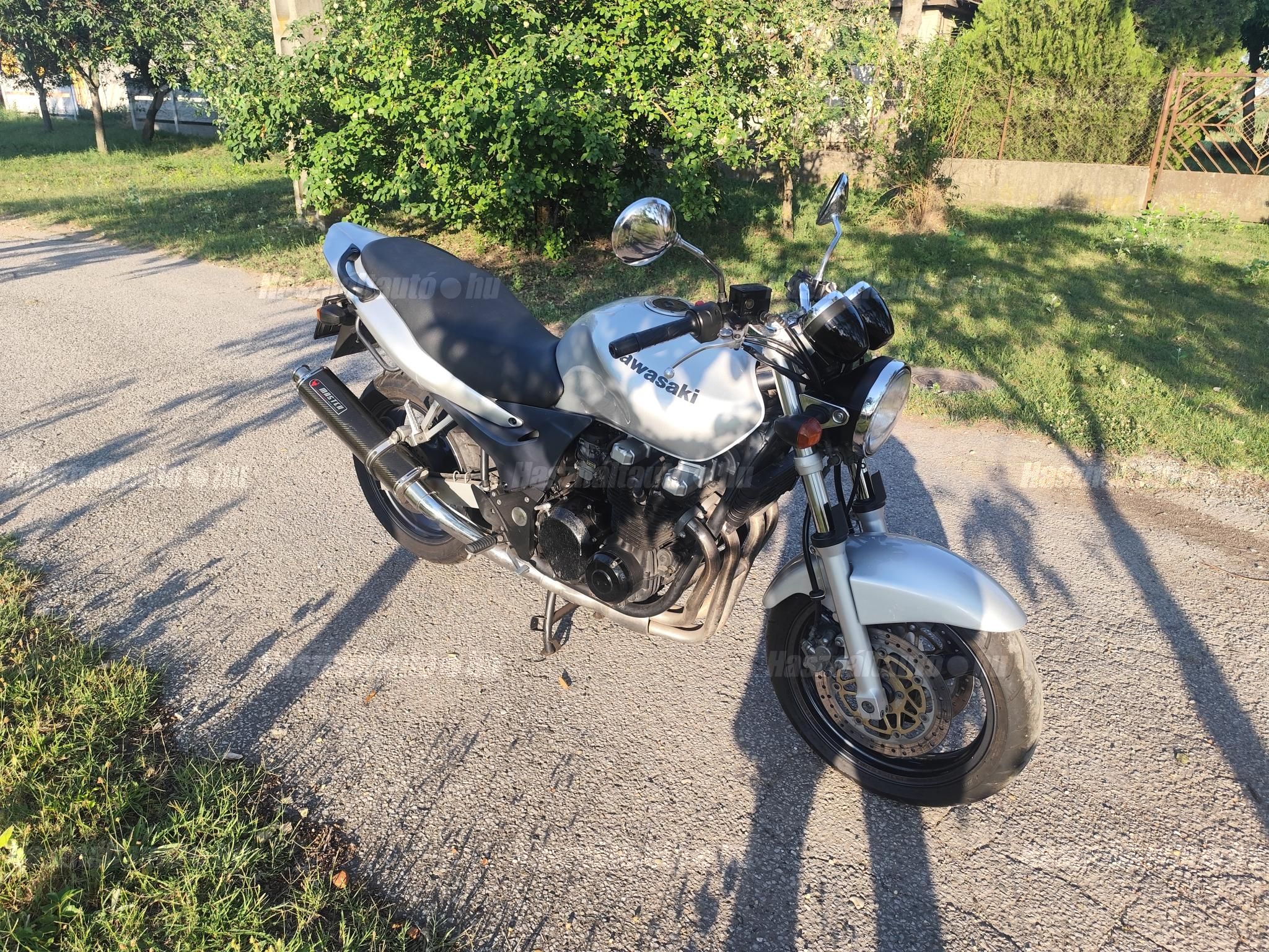 KAWASAKI ZR-7 2001/12 - 1