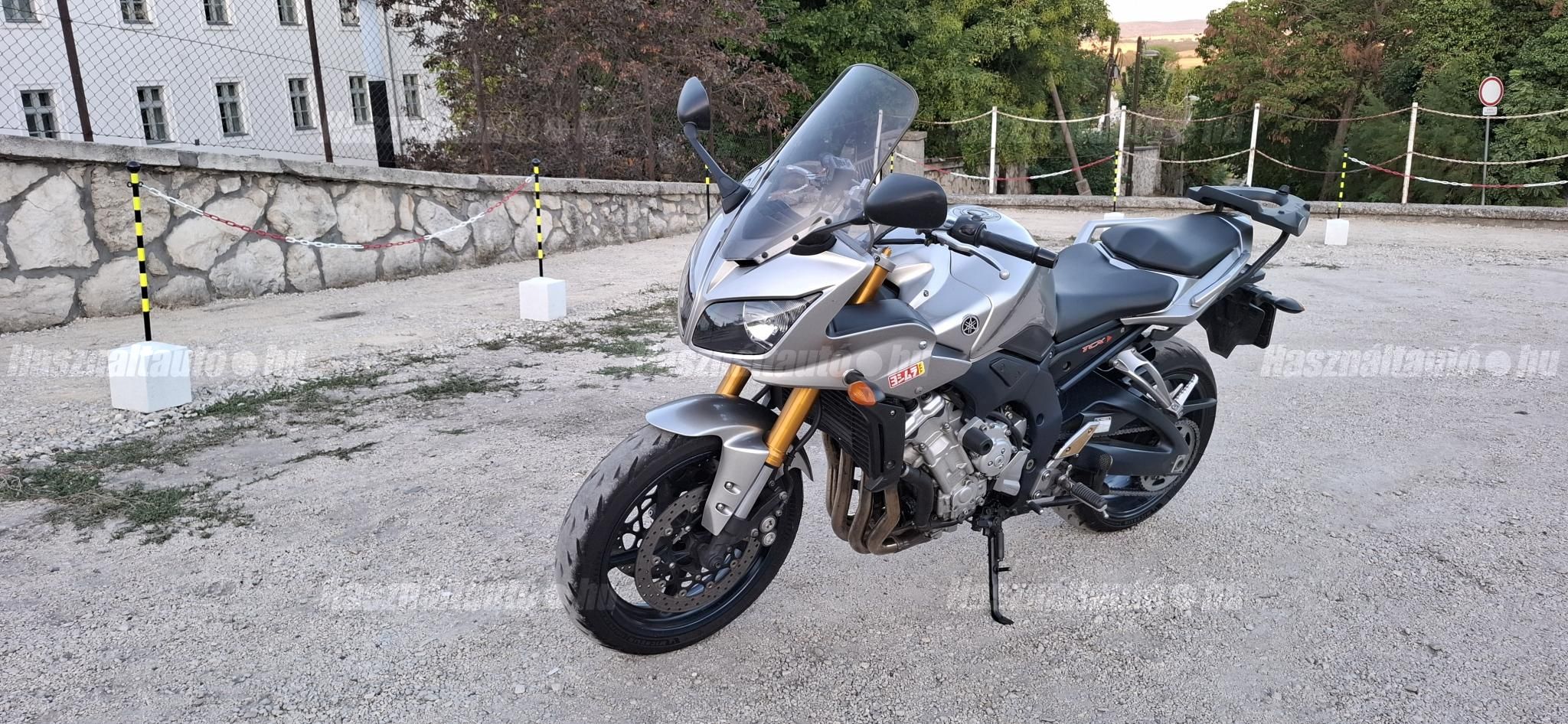 YAMAHA FZ1-S 2006/4 - 1