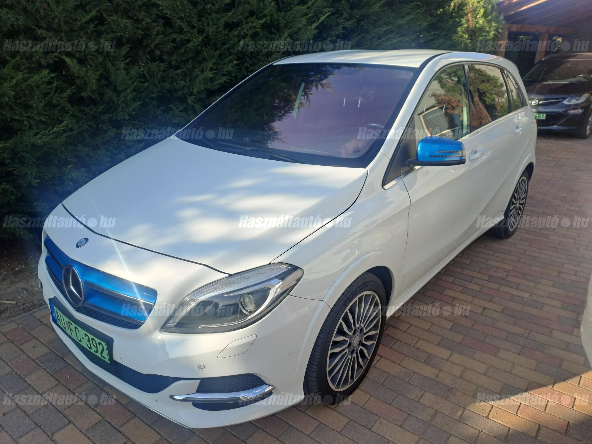 MERCEDES-BENZ B 250 E 2016/9 - 1