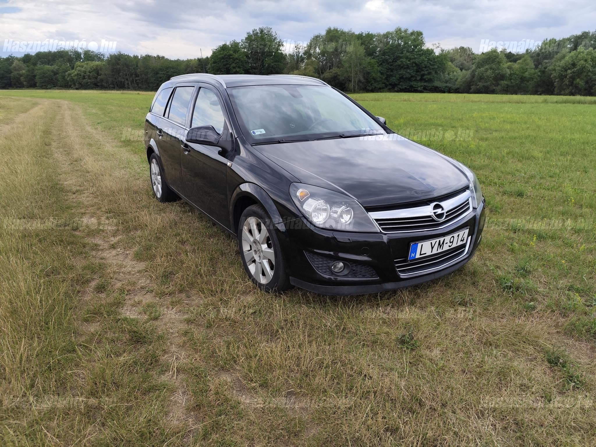 OPEL ASTRA H 2011/11 - 1