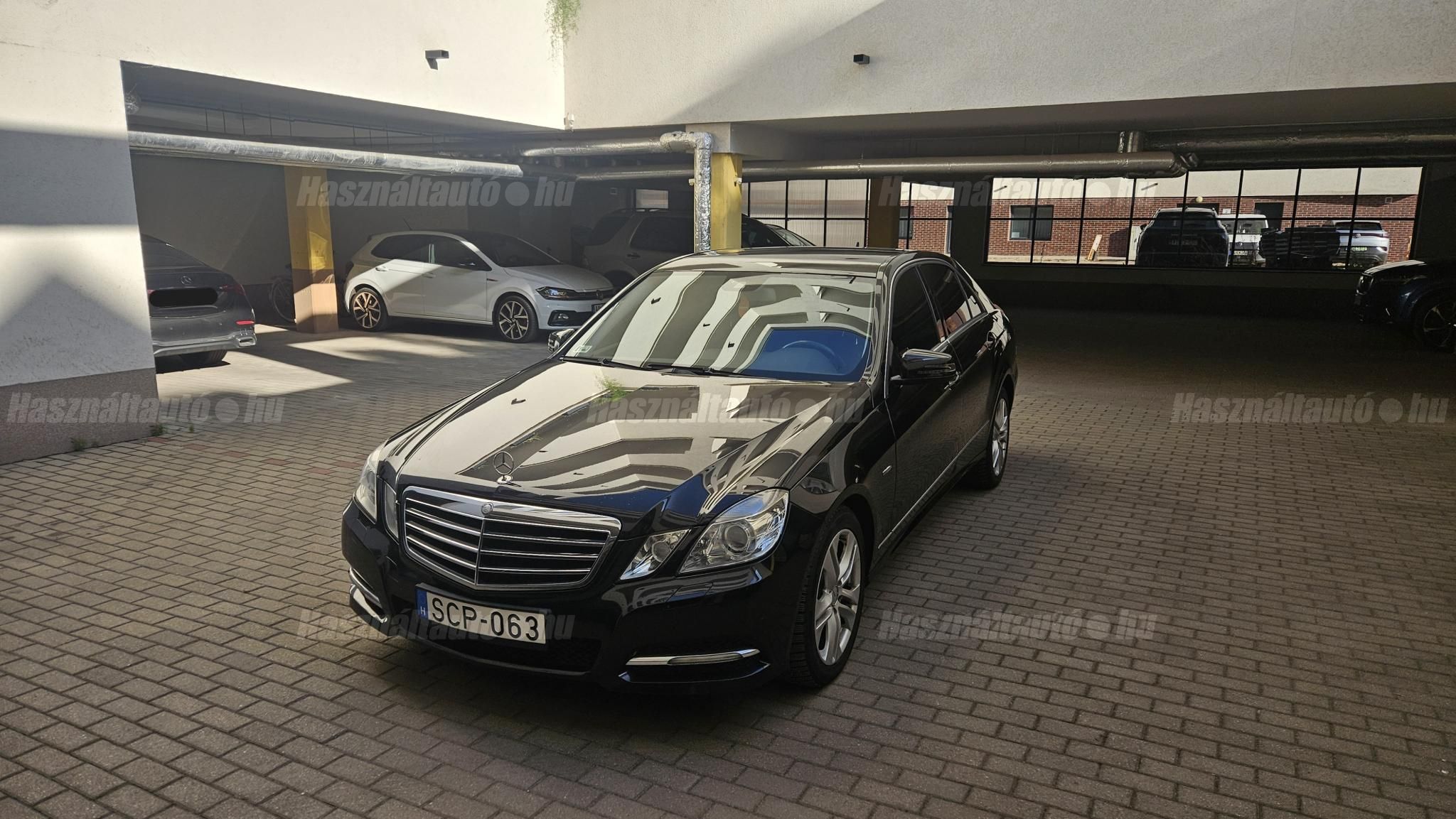 MERCEDES-BENZ E 220 2010/7 - 1