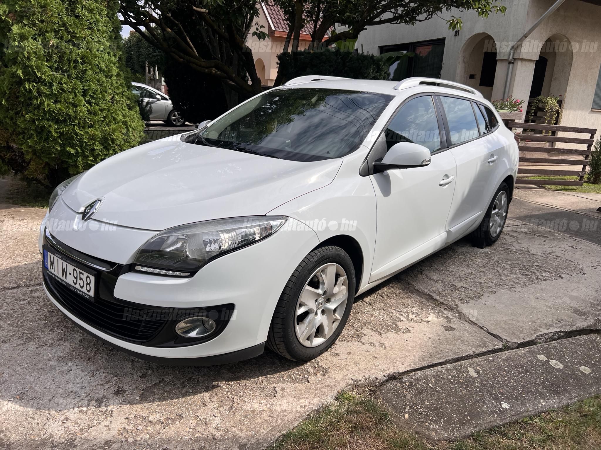 RENAULT MEGANE 2013/3 - 1