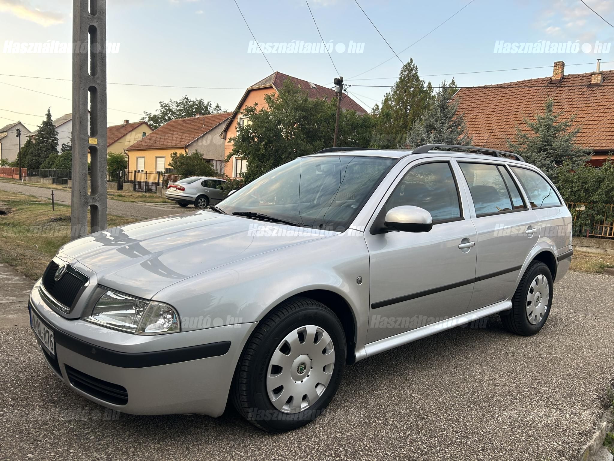 SKODA OCTAVIA 2010/9 - 1