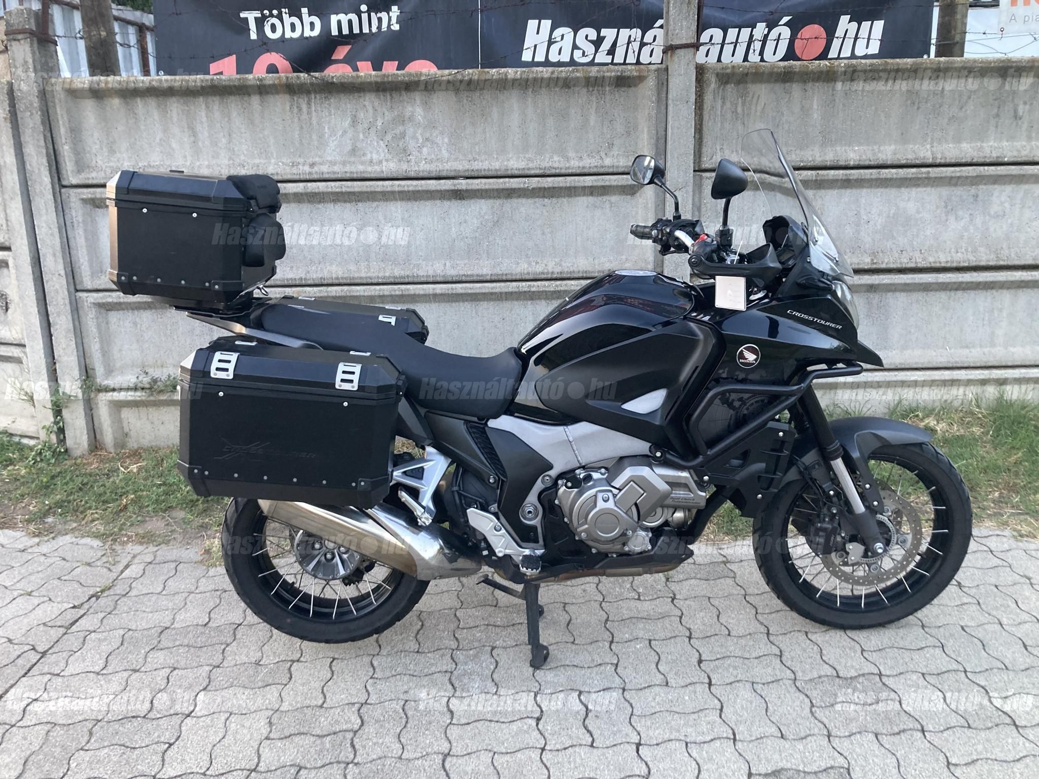 HONDA VFR 1200 XD 2013 - 1
