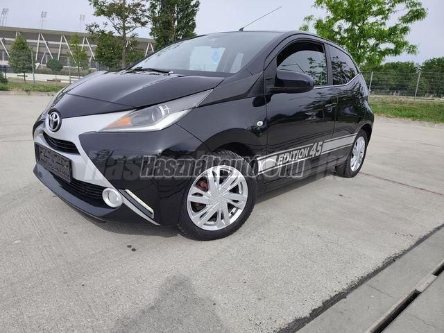 TOYOTA AYGO 2016/8 - 1