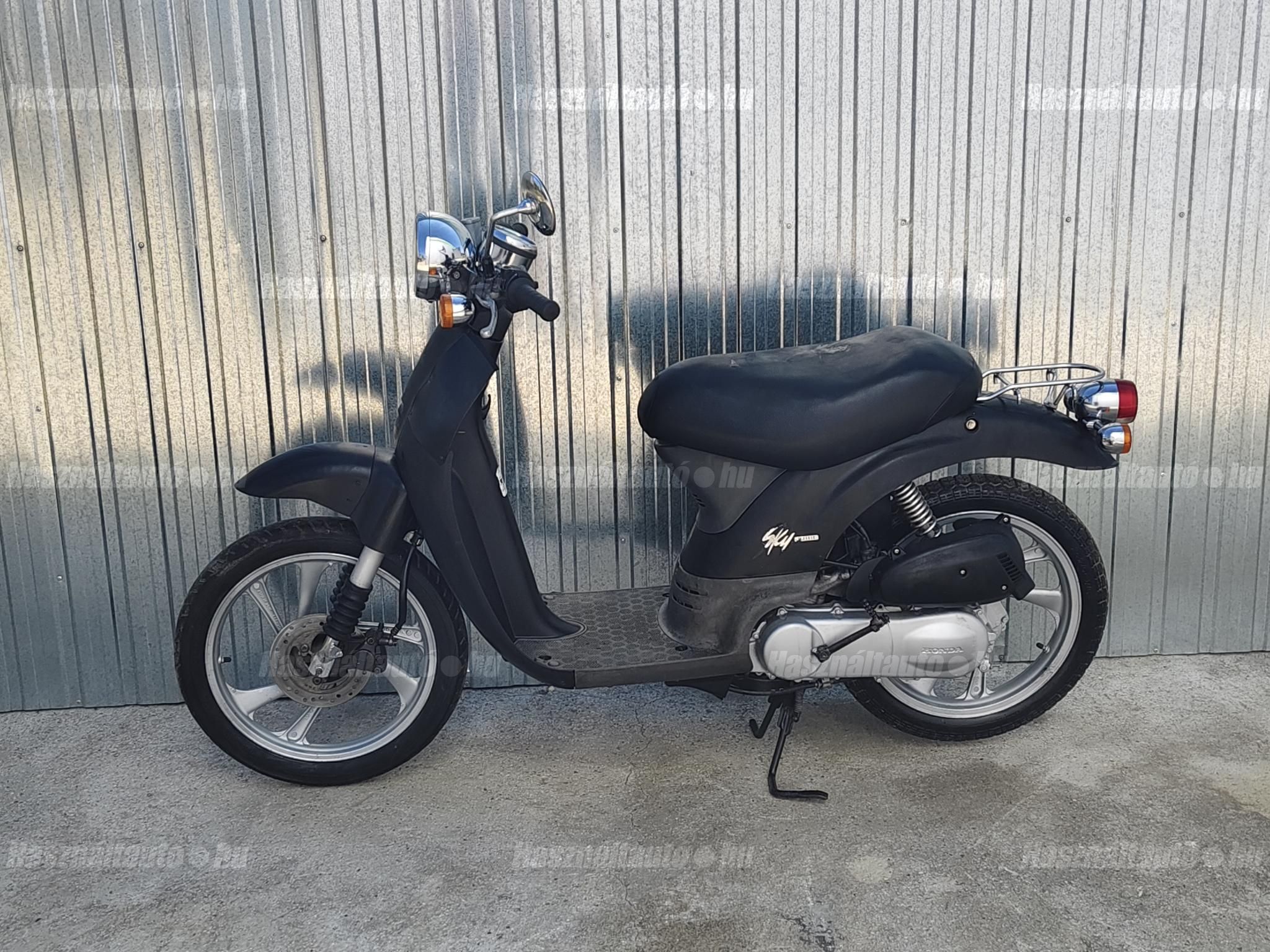 HONDA SKY 50 DX 2001 - 1