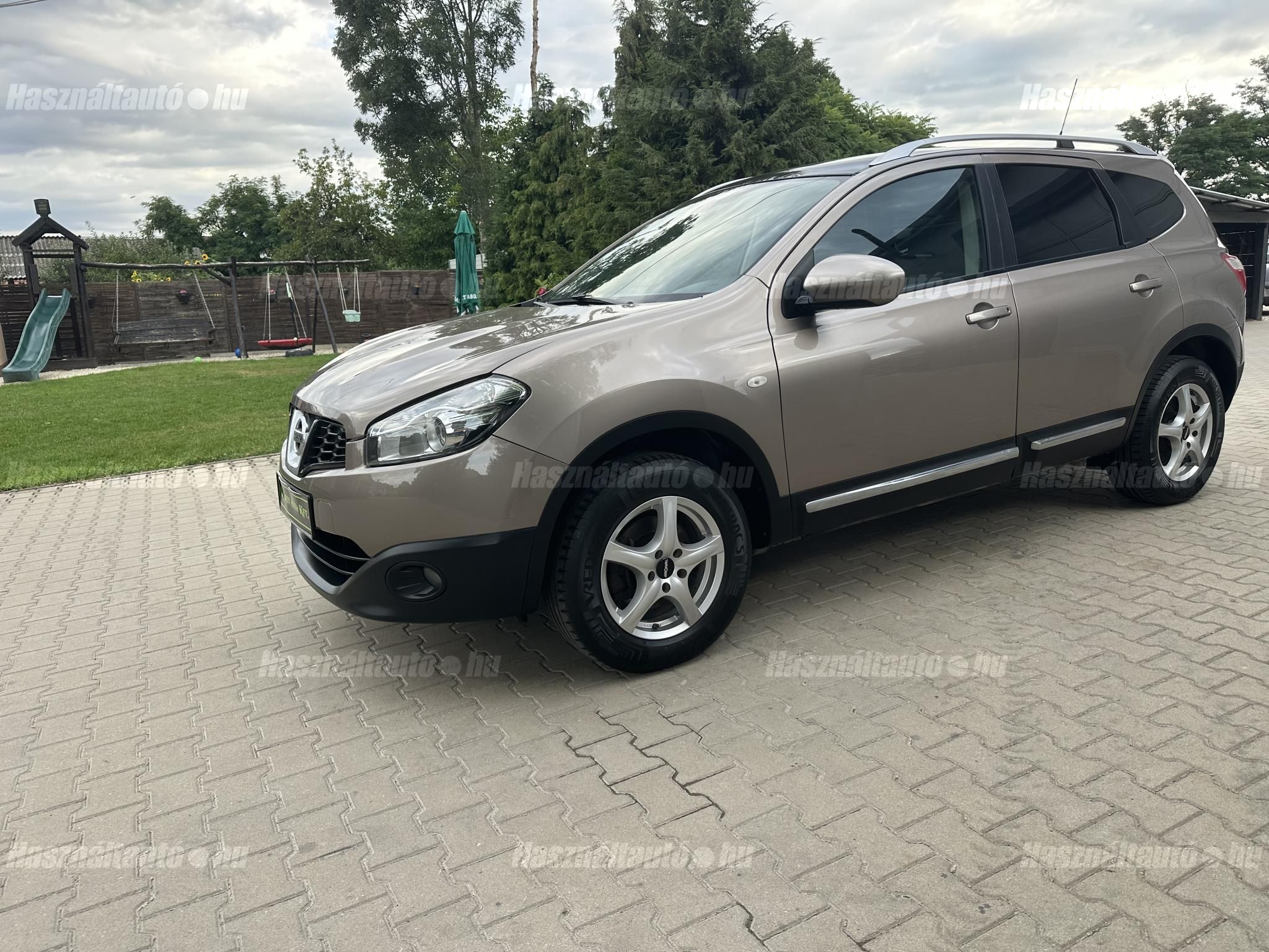 NISSAN QASHQAI+2 2011/8 - 1