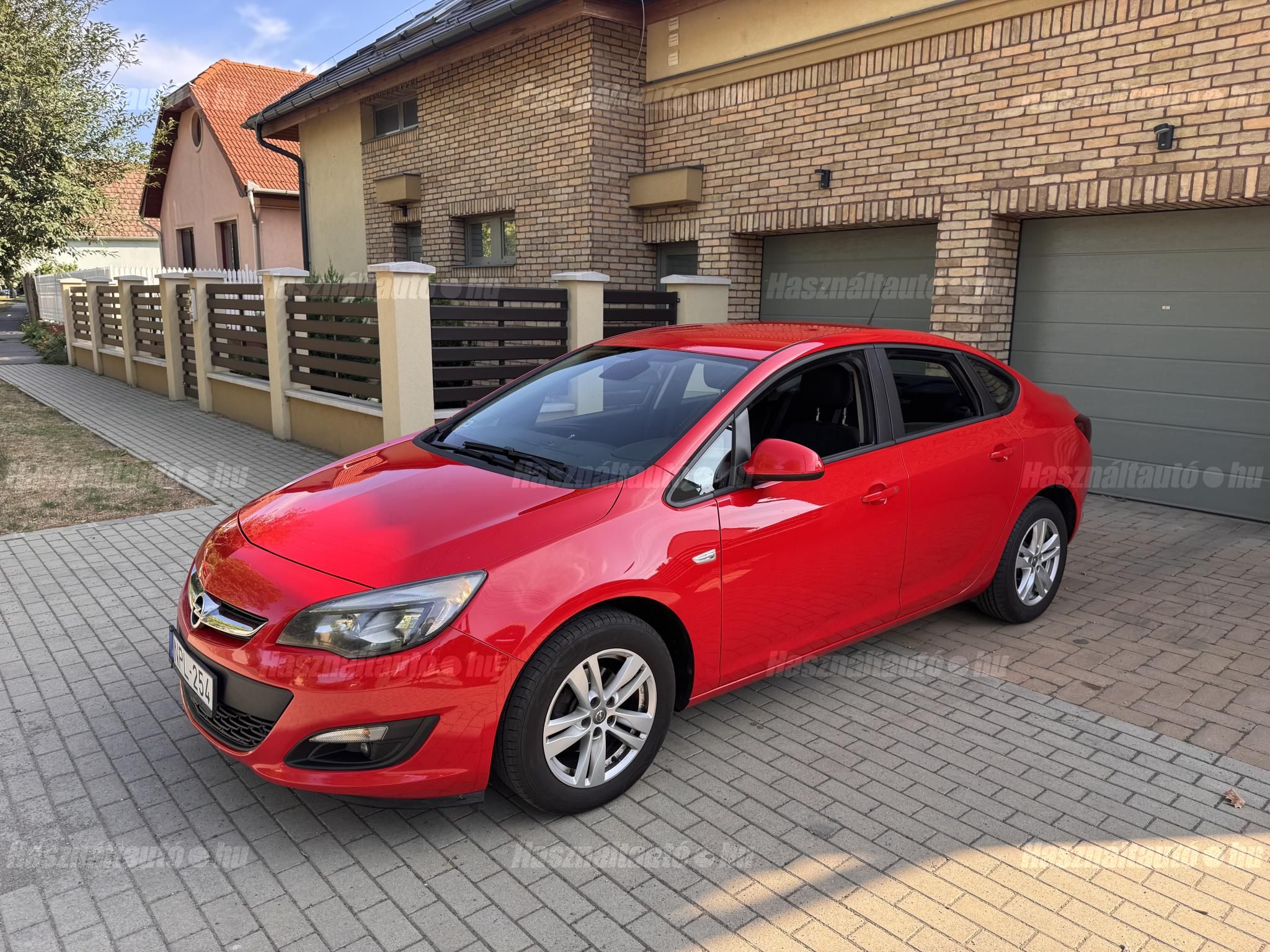 OPEL ASTRA J 2016/6 - 1