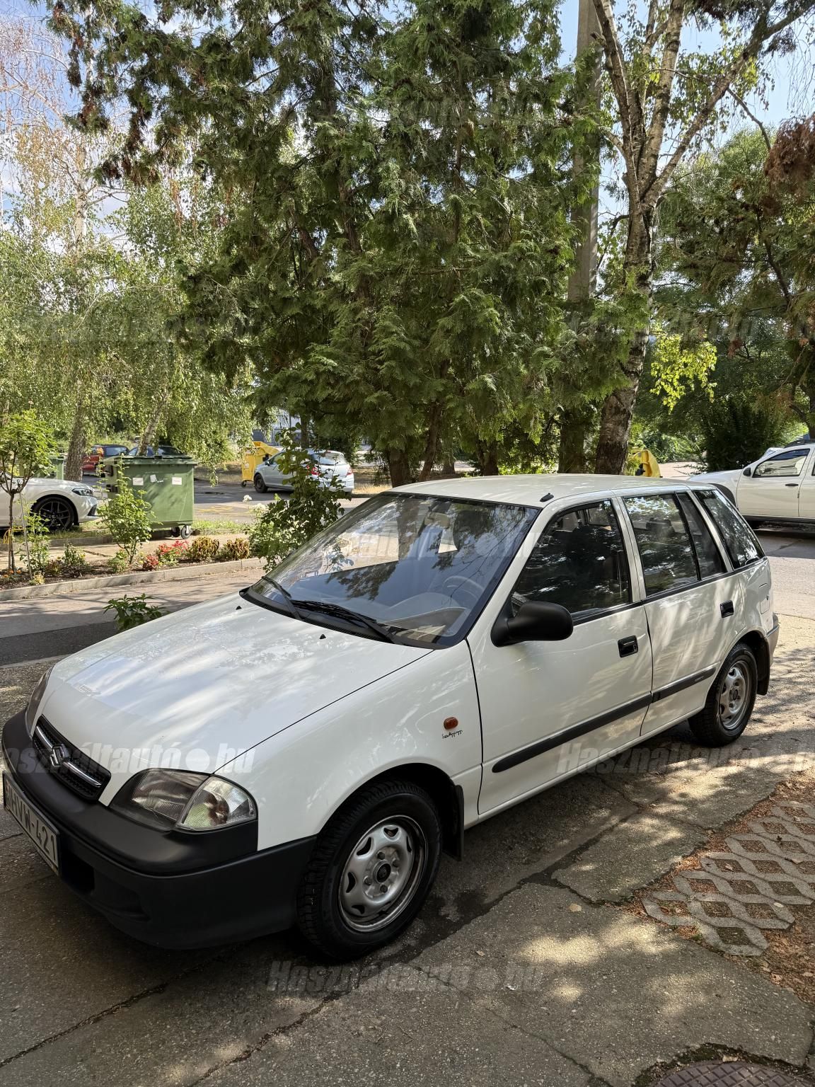 SUZUKI SWIFT 2002/3 - 1
