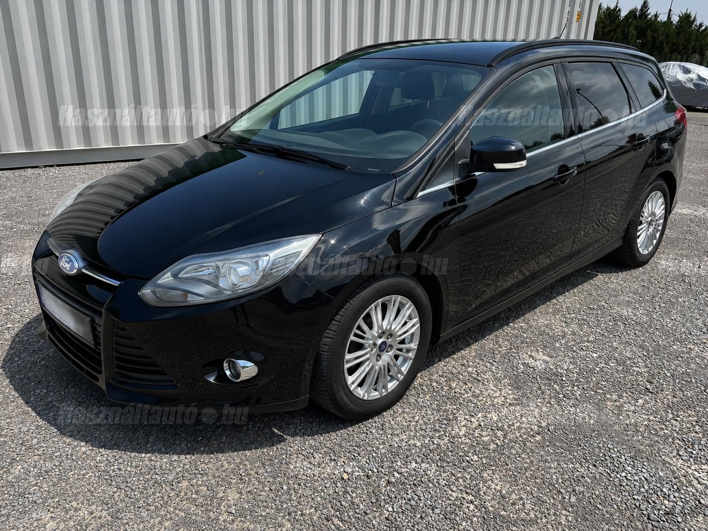 FORD FOCUS 2012/8 - 1