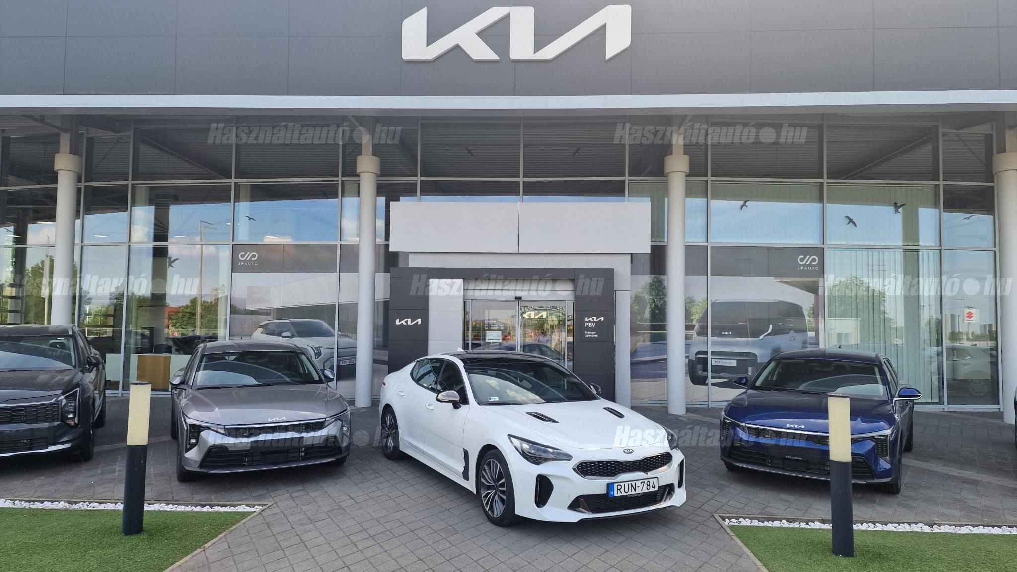 KIA STINGER 2019/11 - 1