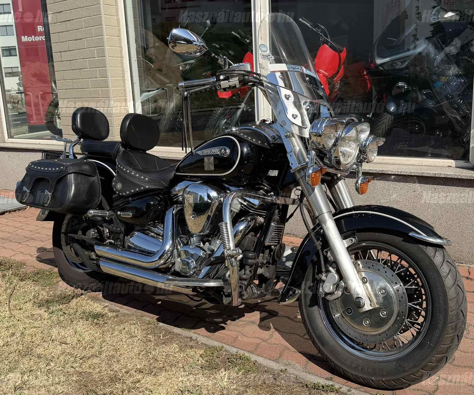 YAMAHA XV 1600 WILD STAR 2003/4 - 1
